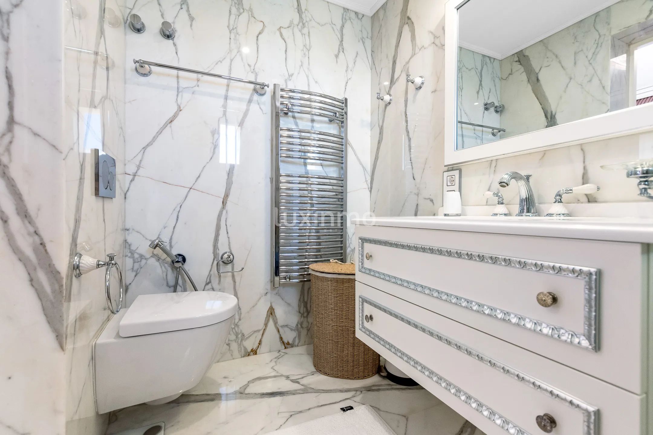 Spectacular front line beach villa in Albir — photo 26