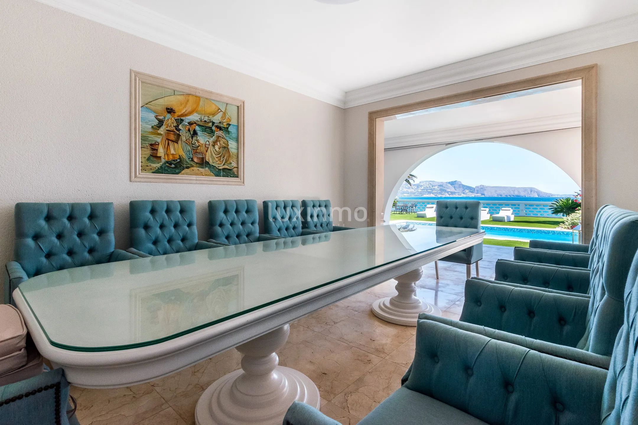 Spectacular front line beach villa in Albir — photo 13