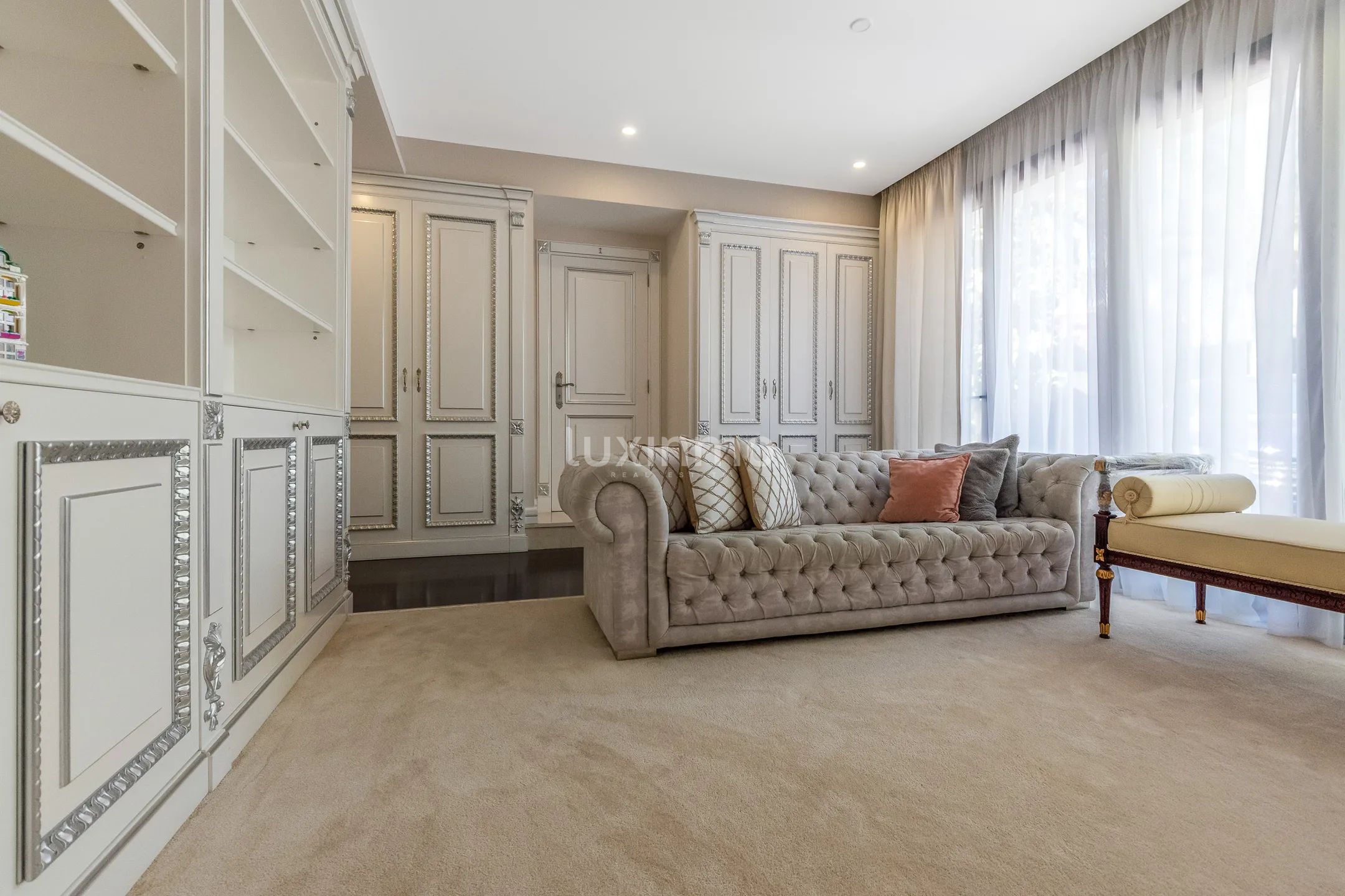 Spectacular front line beach villa in Albir — photo 47