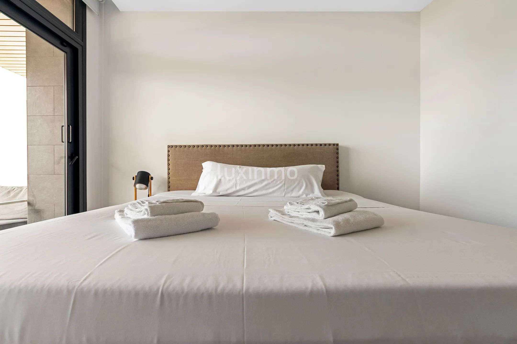 Beautiful 2 bedroom apartment in Sunset Waves for sale — photo 17