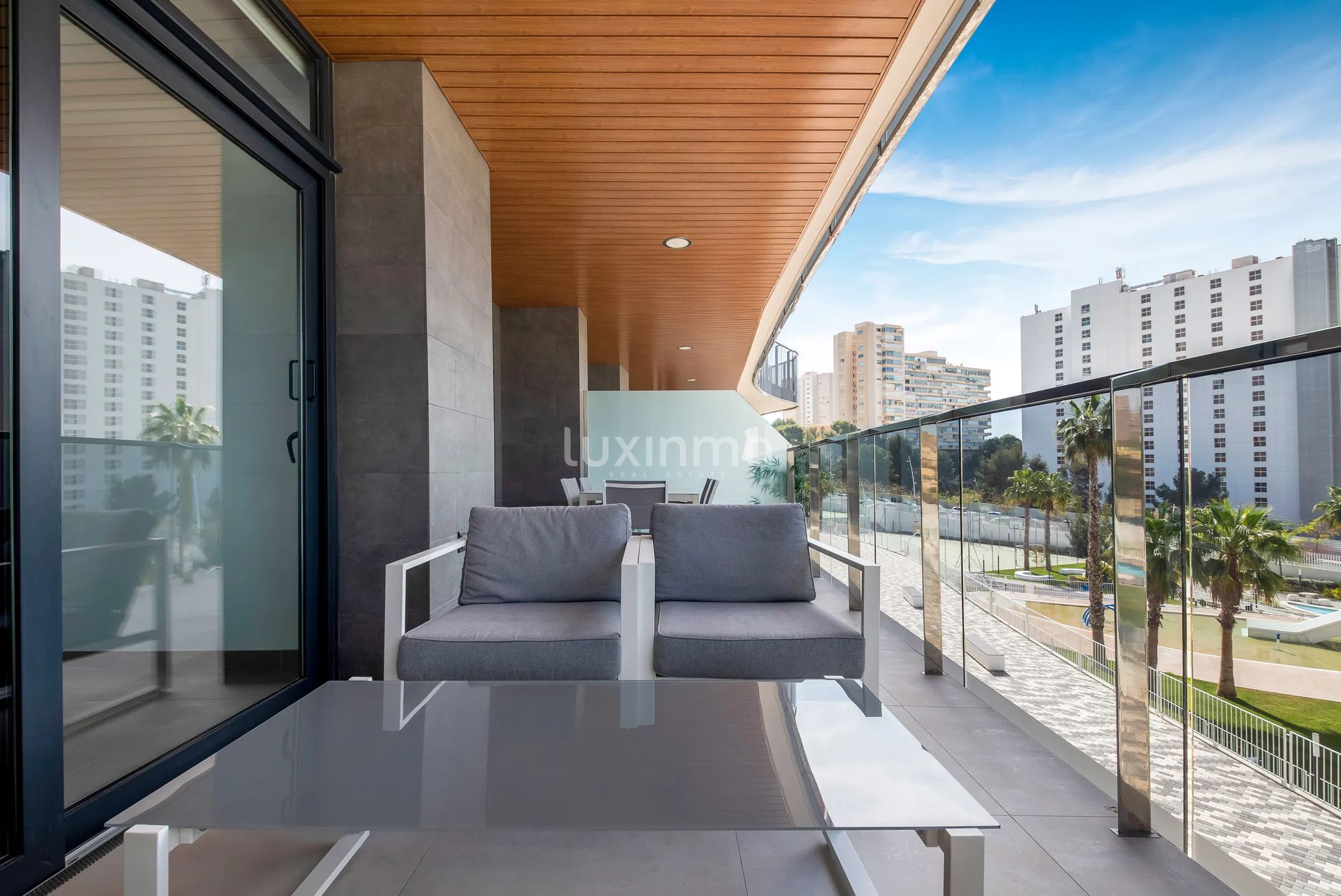 Beautiful 2 bedroom apartment in Sunset Waves for sale — photo 16