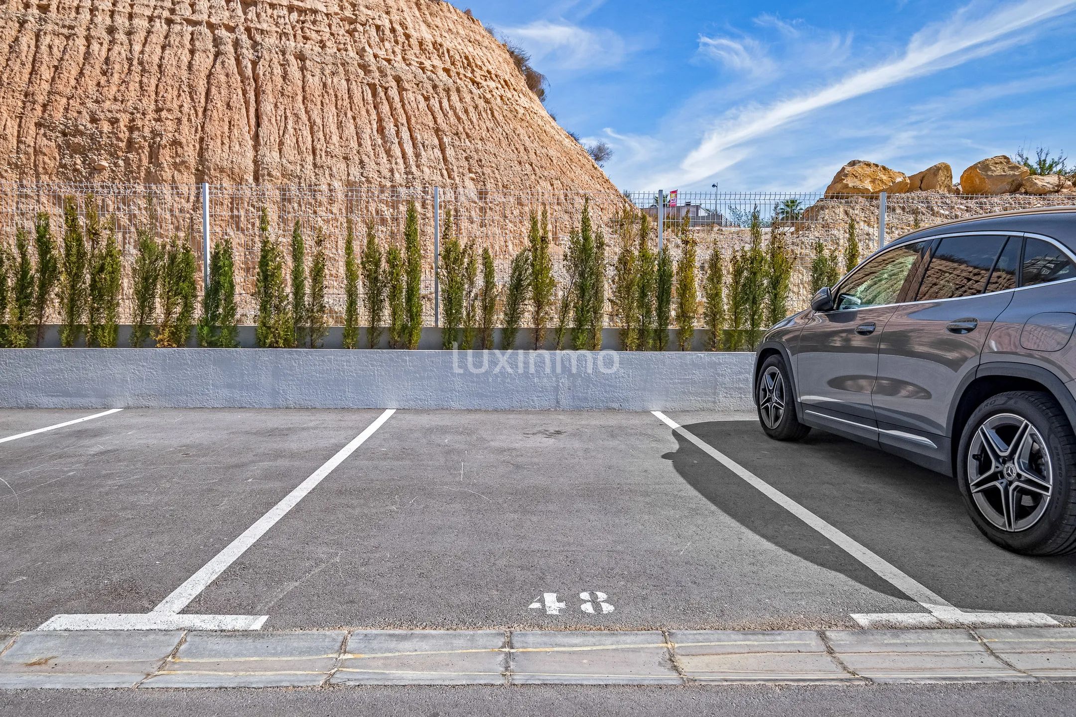 Beautiful 2 bedroom apartment in Sunset Waves for sale — photo 26