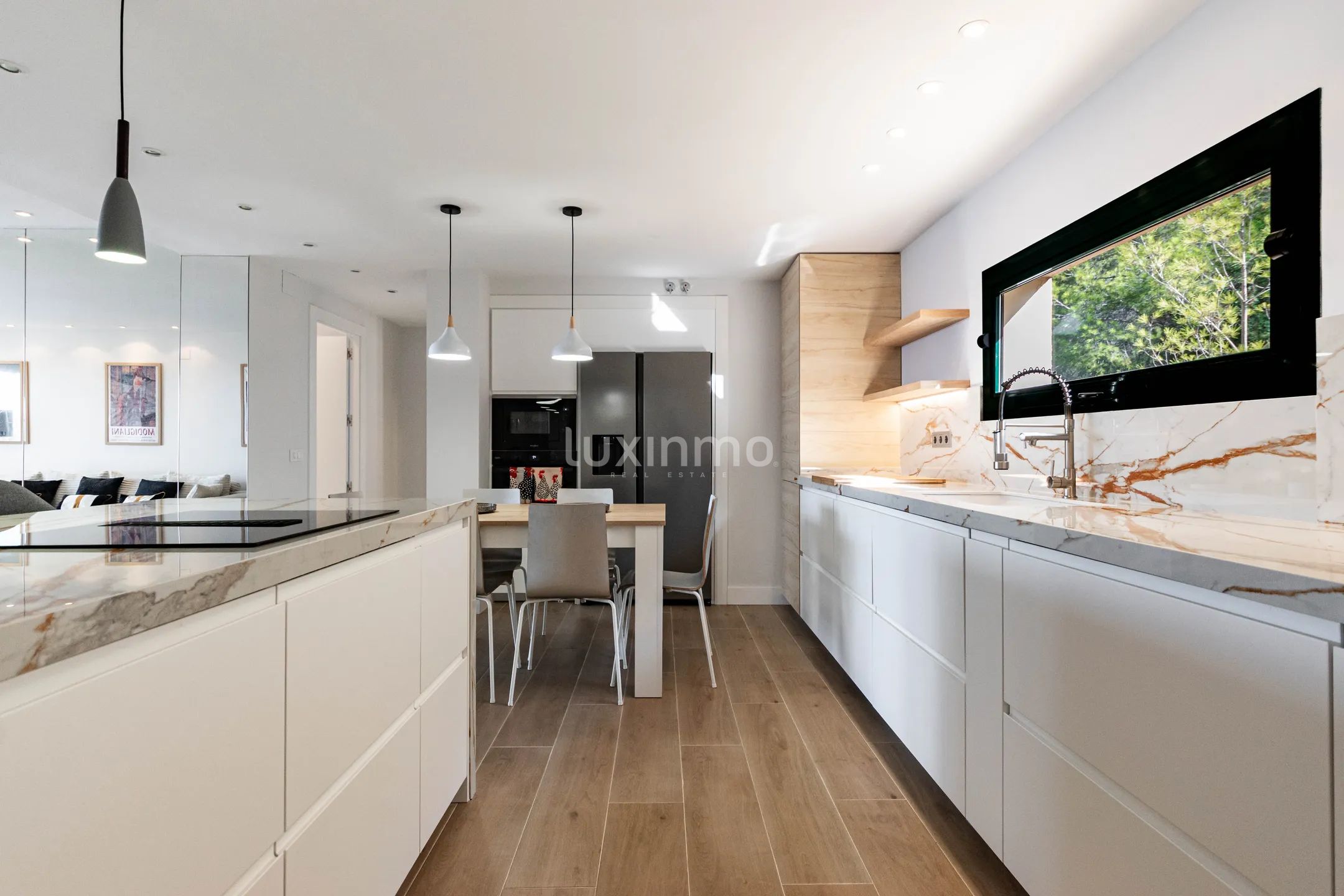 Mediterranean Modern Penthouse with Panoramic Sea Views — photo 14