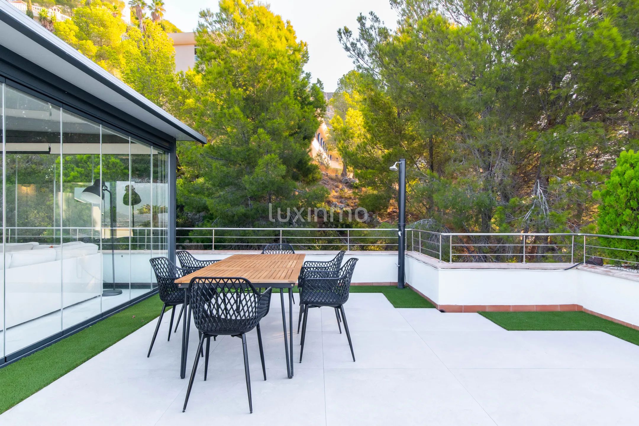 Mediterranean Modern Penthouse with Panoramic Sea Views — photo 8