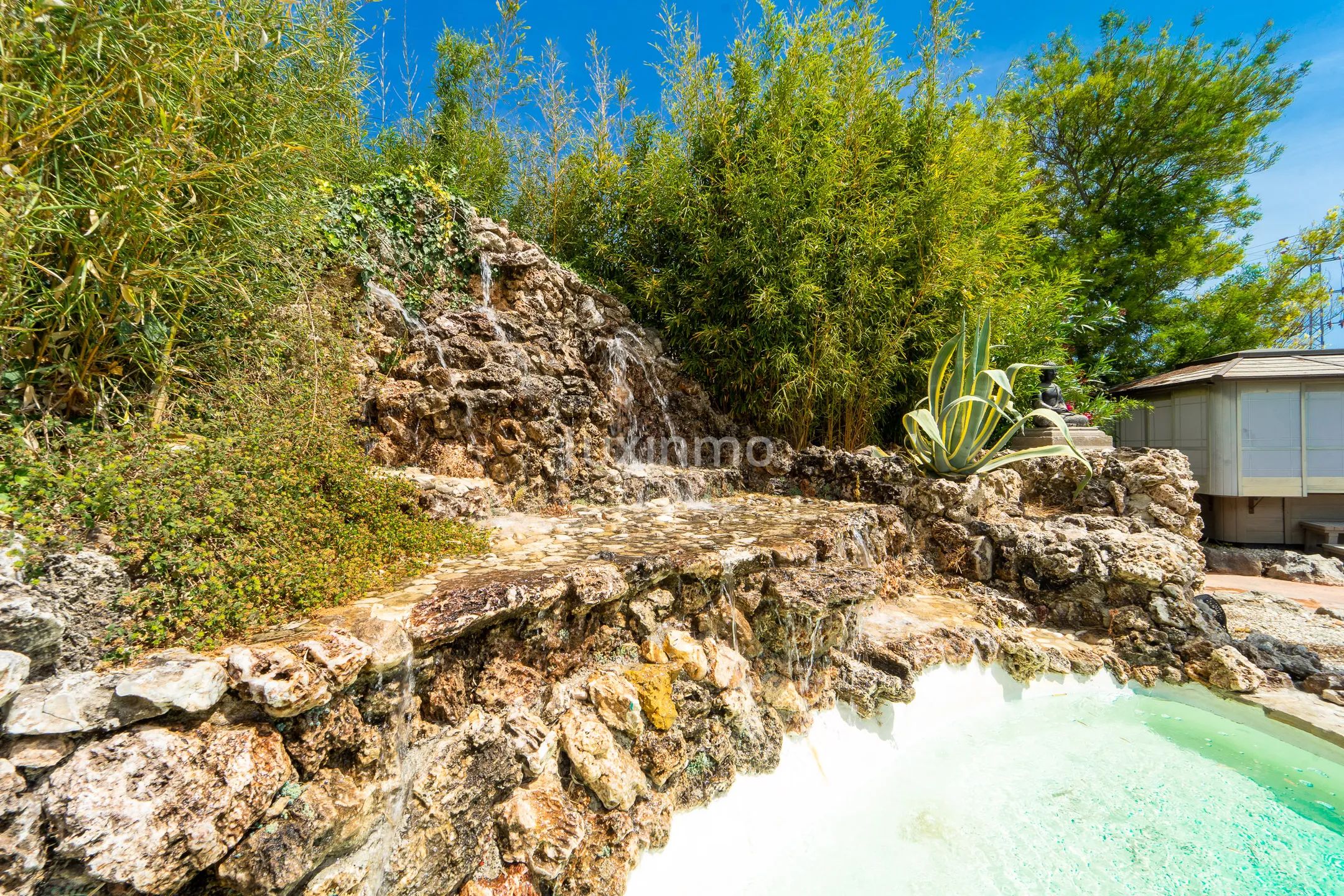 Vakker rustikk enebolig med fjellutsikt og nær elven — photo 52