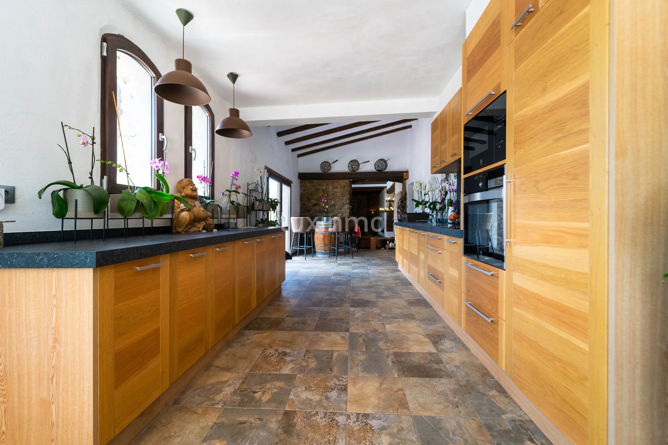 Vakker rustikk enebolig med fjellutsikt og nær elven — photo 40