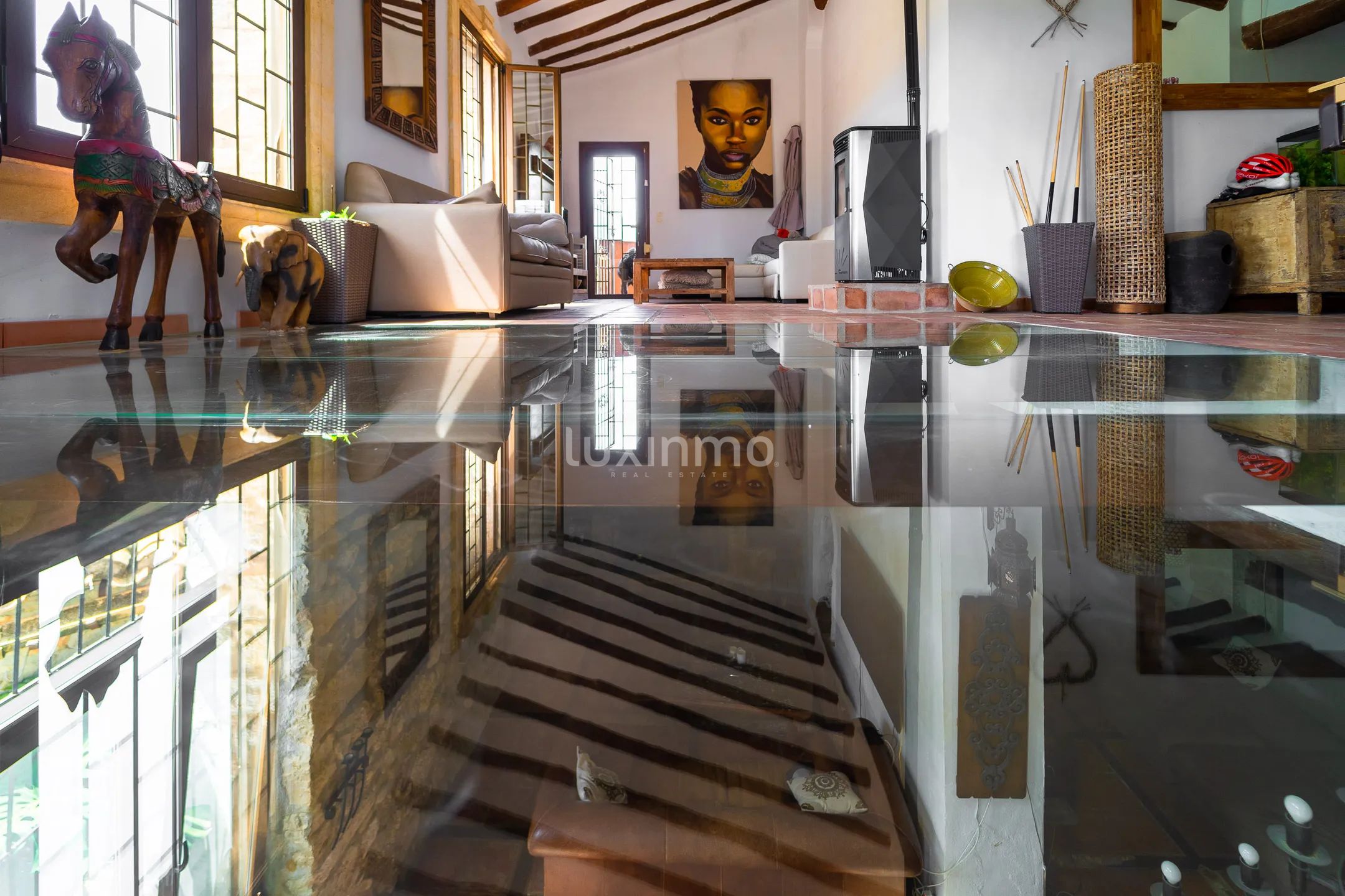 Vakker rustikk enebolig med fjellutsikt og nær elven — photo 11