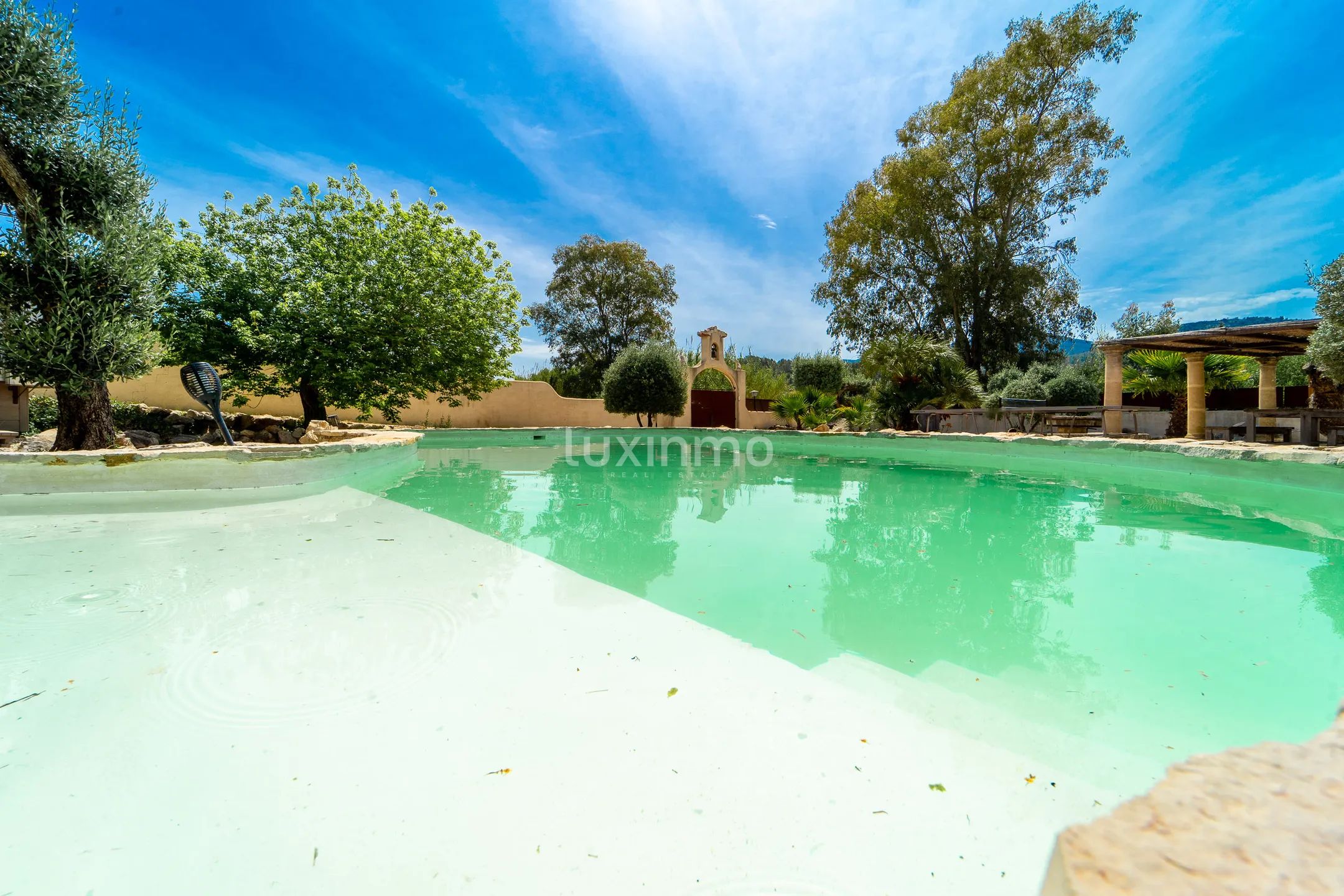 Vakker rustikk enebolig med fjellutsikt og nær elven — photo 50