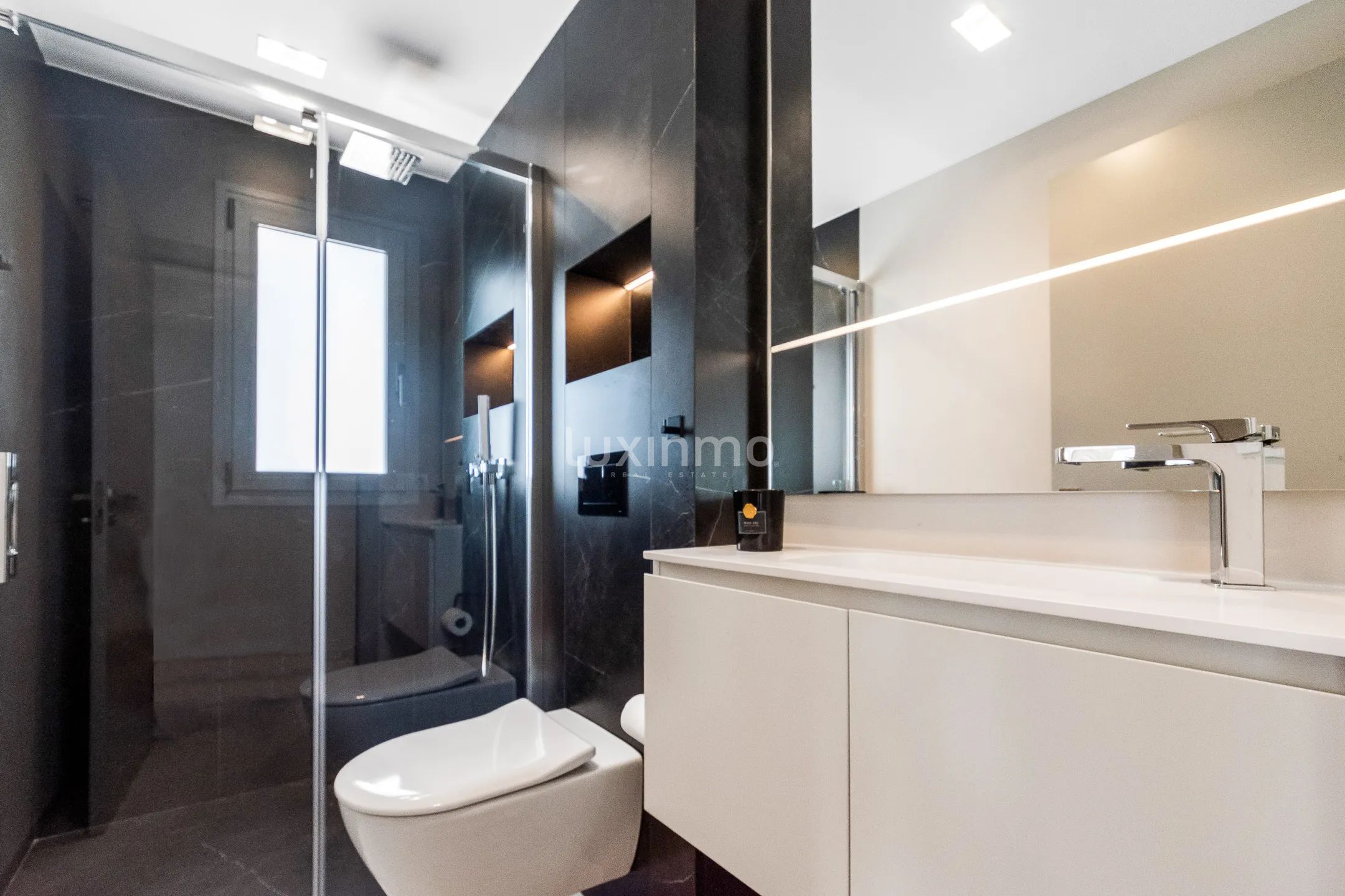 Beautiful luxury villa with sea views for sale in Albir — photo 23