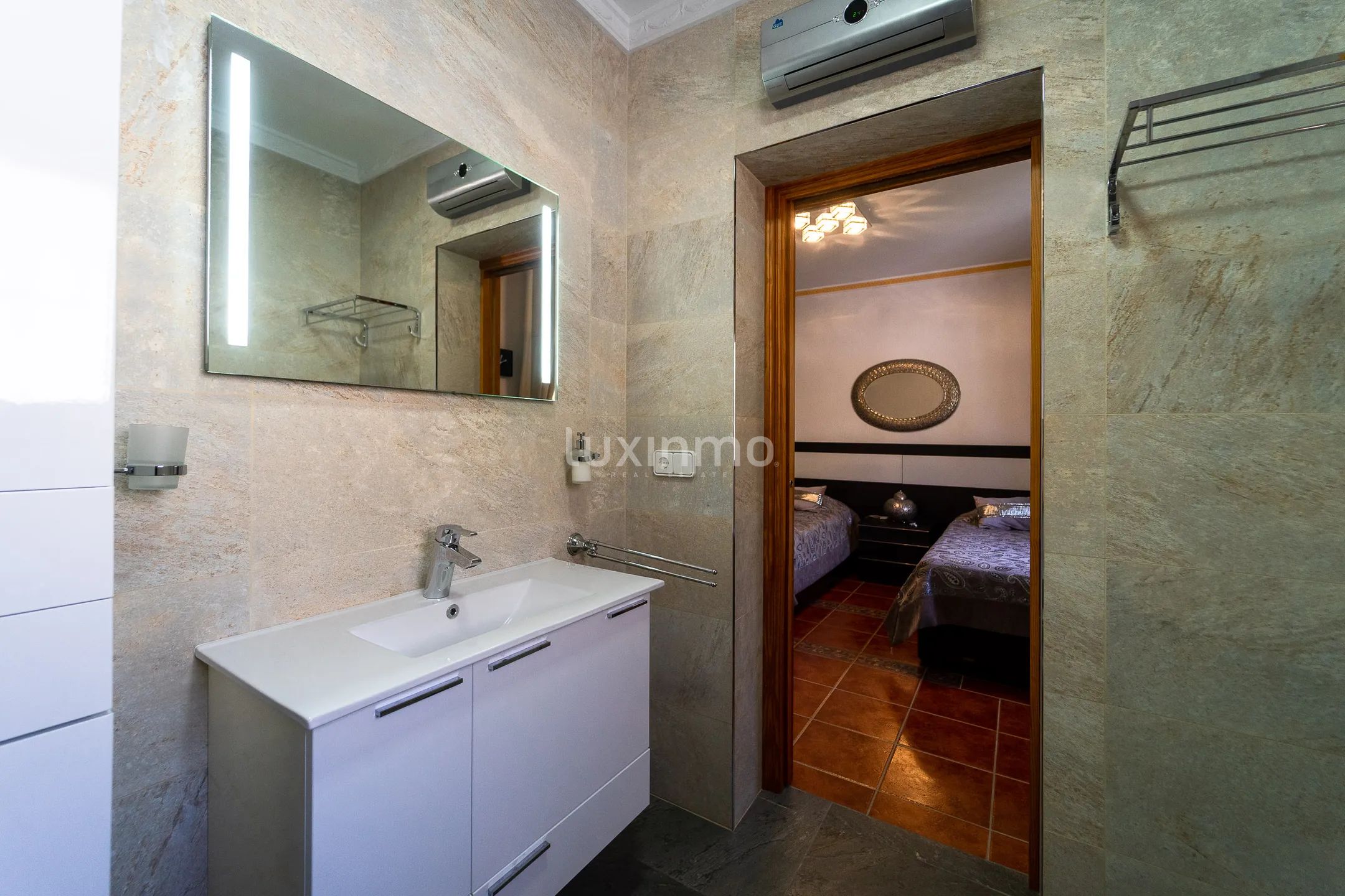 Luxurius colonial style detached house in Calpe, Alicante — photo 29