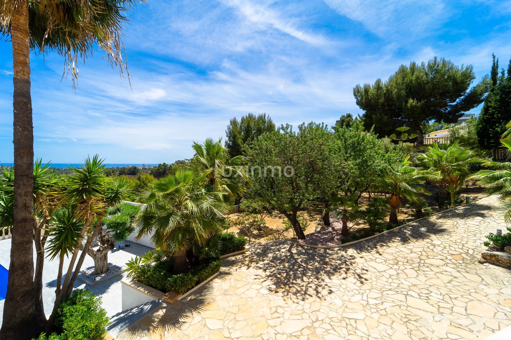 Luxurius colonial style detached house in Calpe, Alicante — photo 52