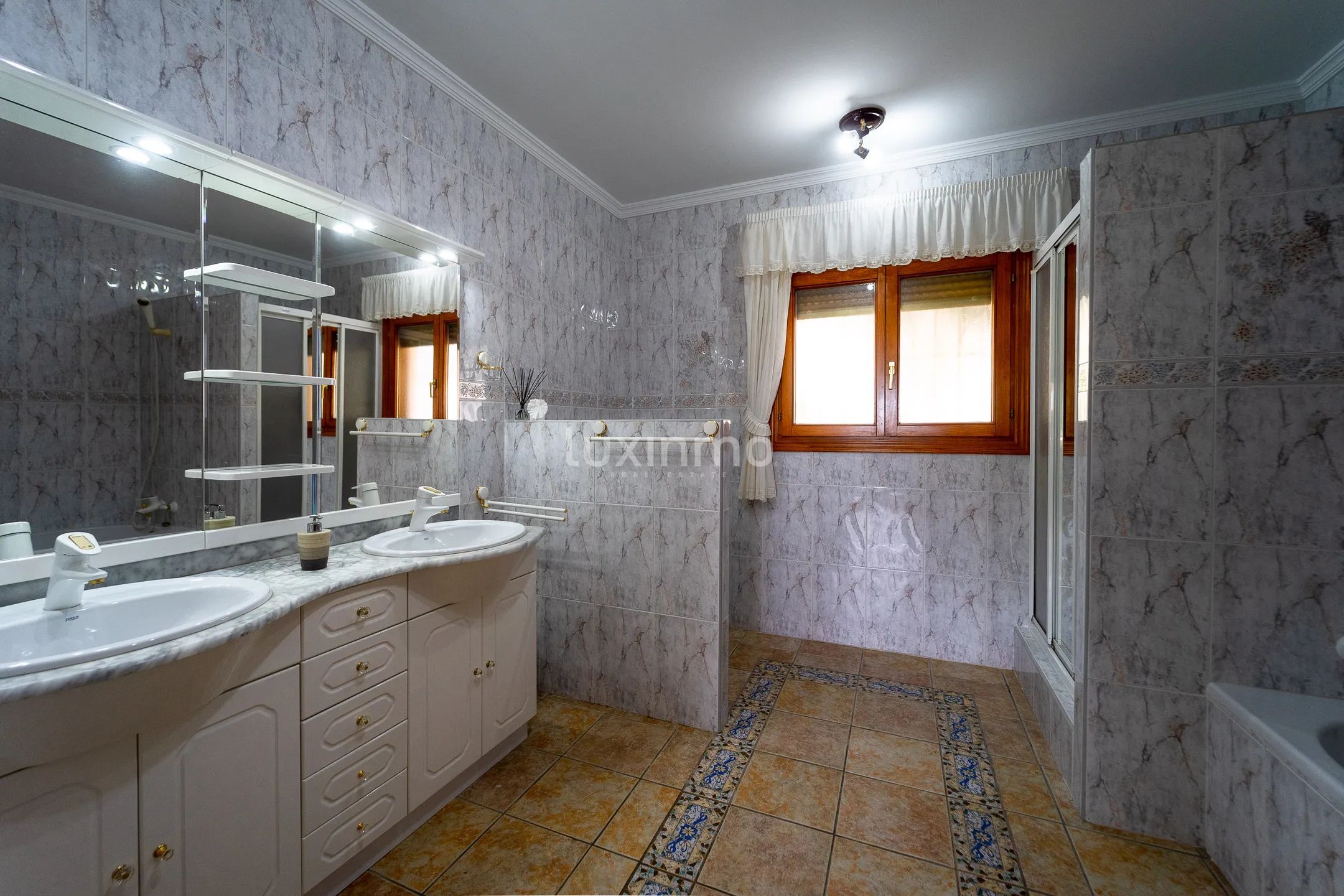 Luxurius colonial style detached house in Calpe, Alicante — photo 11