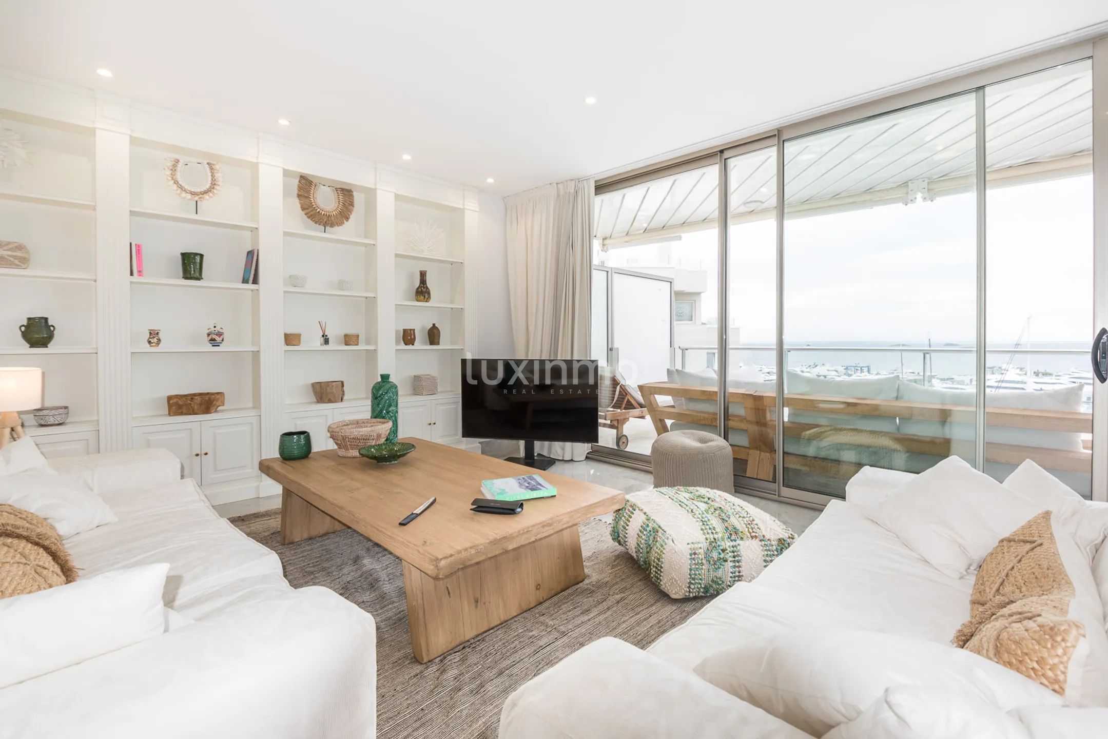 Flat for rent with Sea views in Marina Botafoch — photo 5