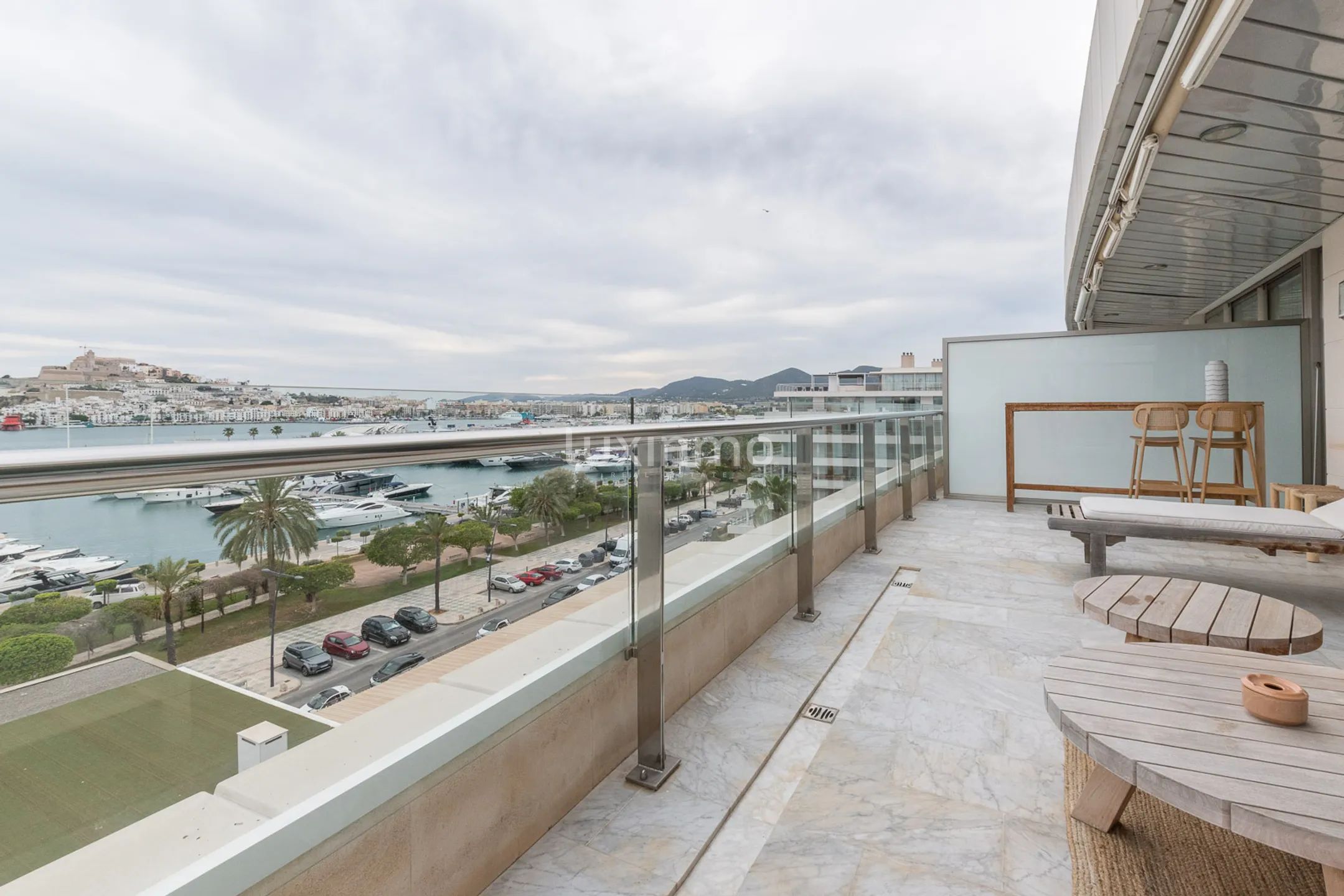 Flat for rent with Sea views in Marina Botafoch — photo 4