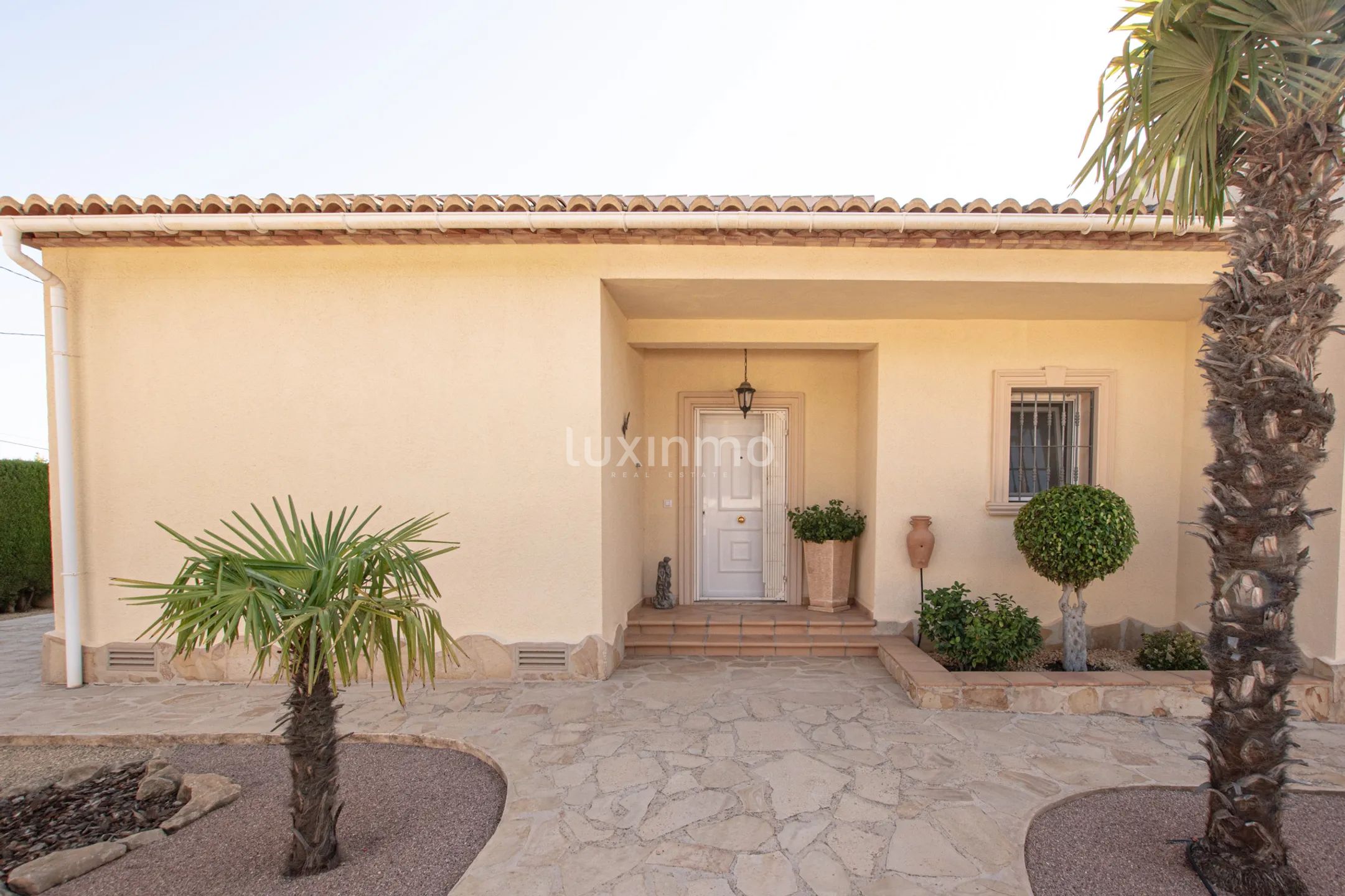 Villa méditerranéenne avec vue sur la mer dans un endroit calme à Calpe — photo 11