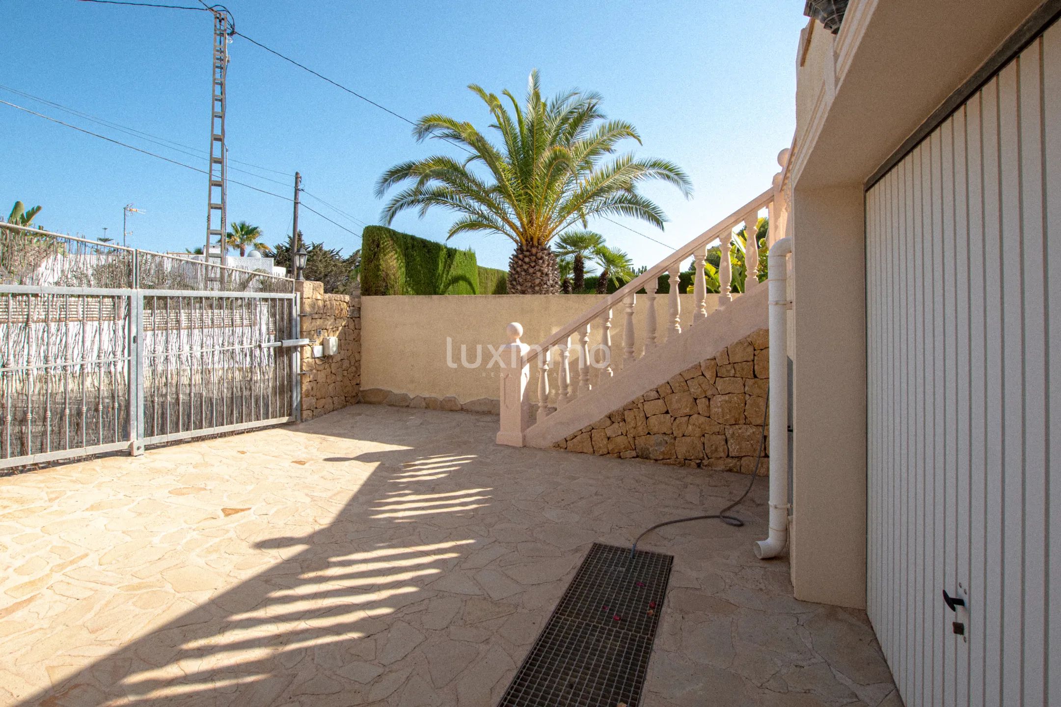 Villa méditerranéenne avec vue sur la mer dans un endroit calme à Calpe — photo 9