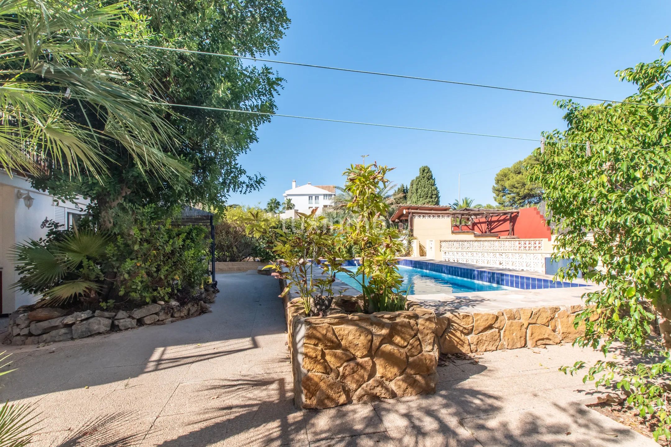 Villa in the heart of Albir for sale — photo 3