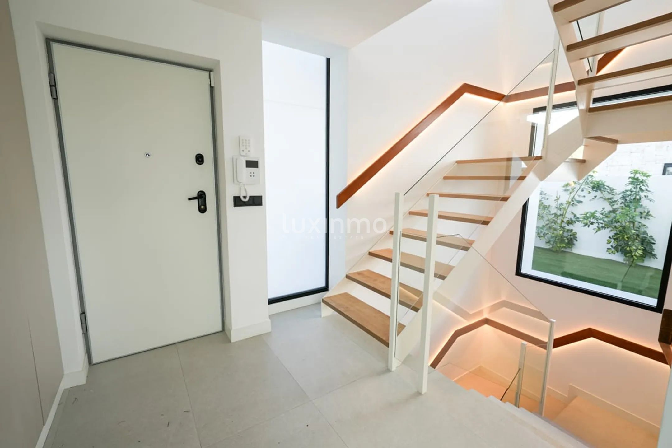 Modern detached house with sea and mountain views in Polop — photo 11