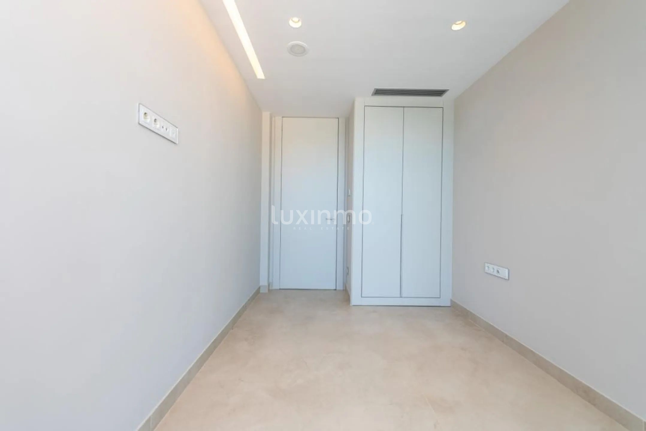 Impresionante dúplex en primera línea en Playa de Poniente, Benidorm — photo 9