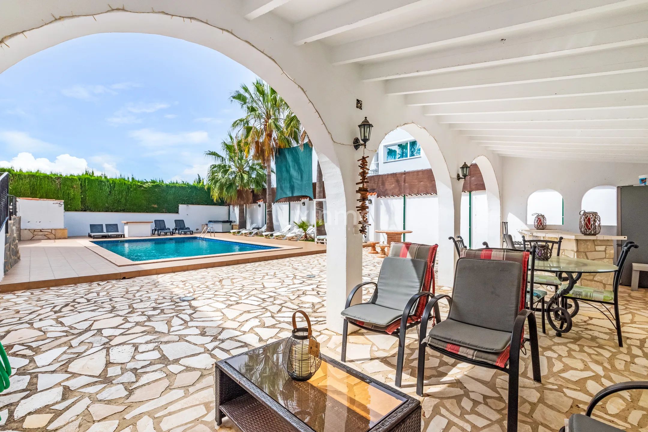 Schöne Villa mit Pool zu verkaufen in Albir — photo 26