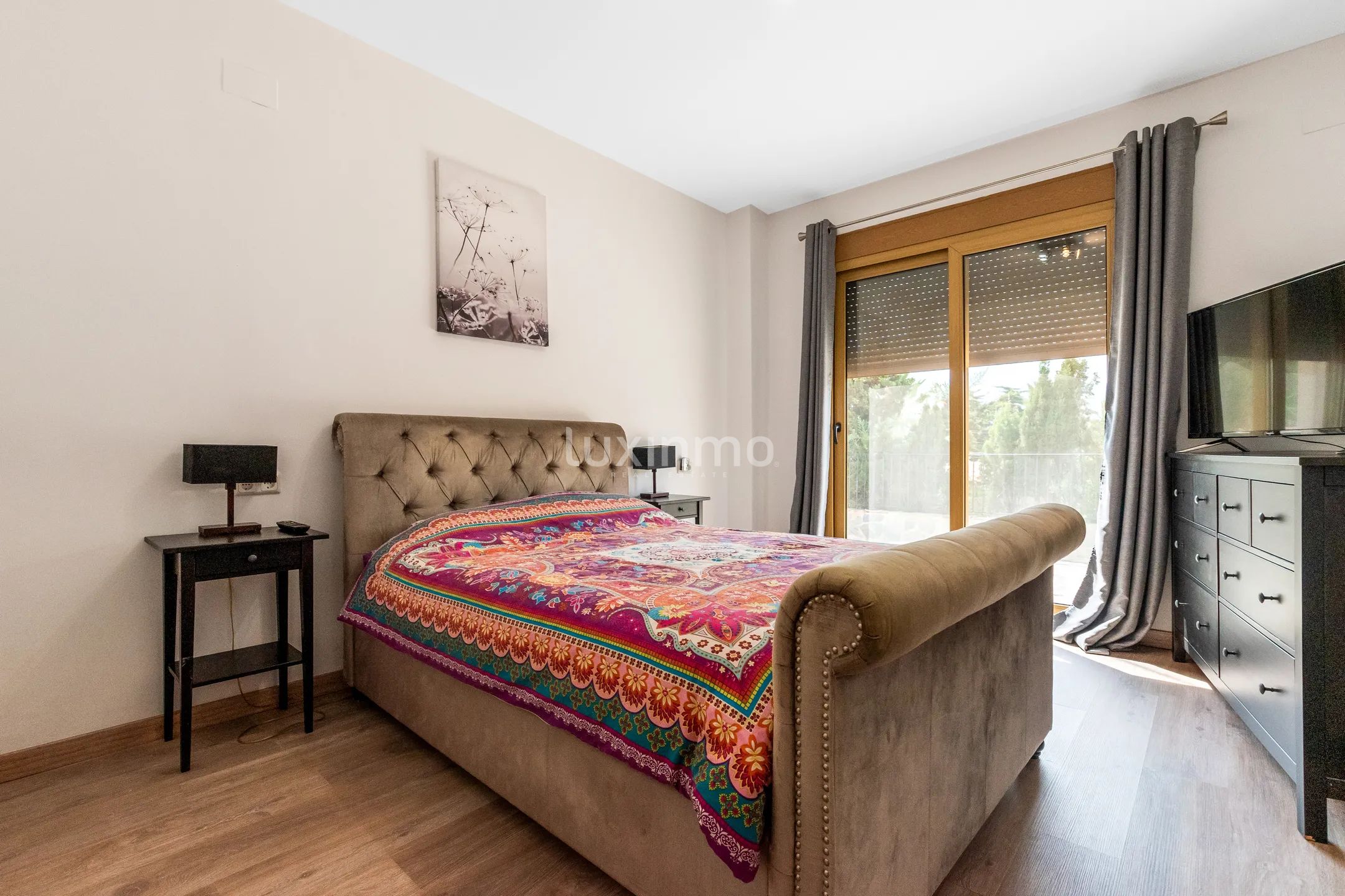 Preciosa villa con piscina en venta en Albir — photo 10