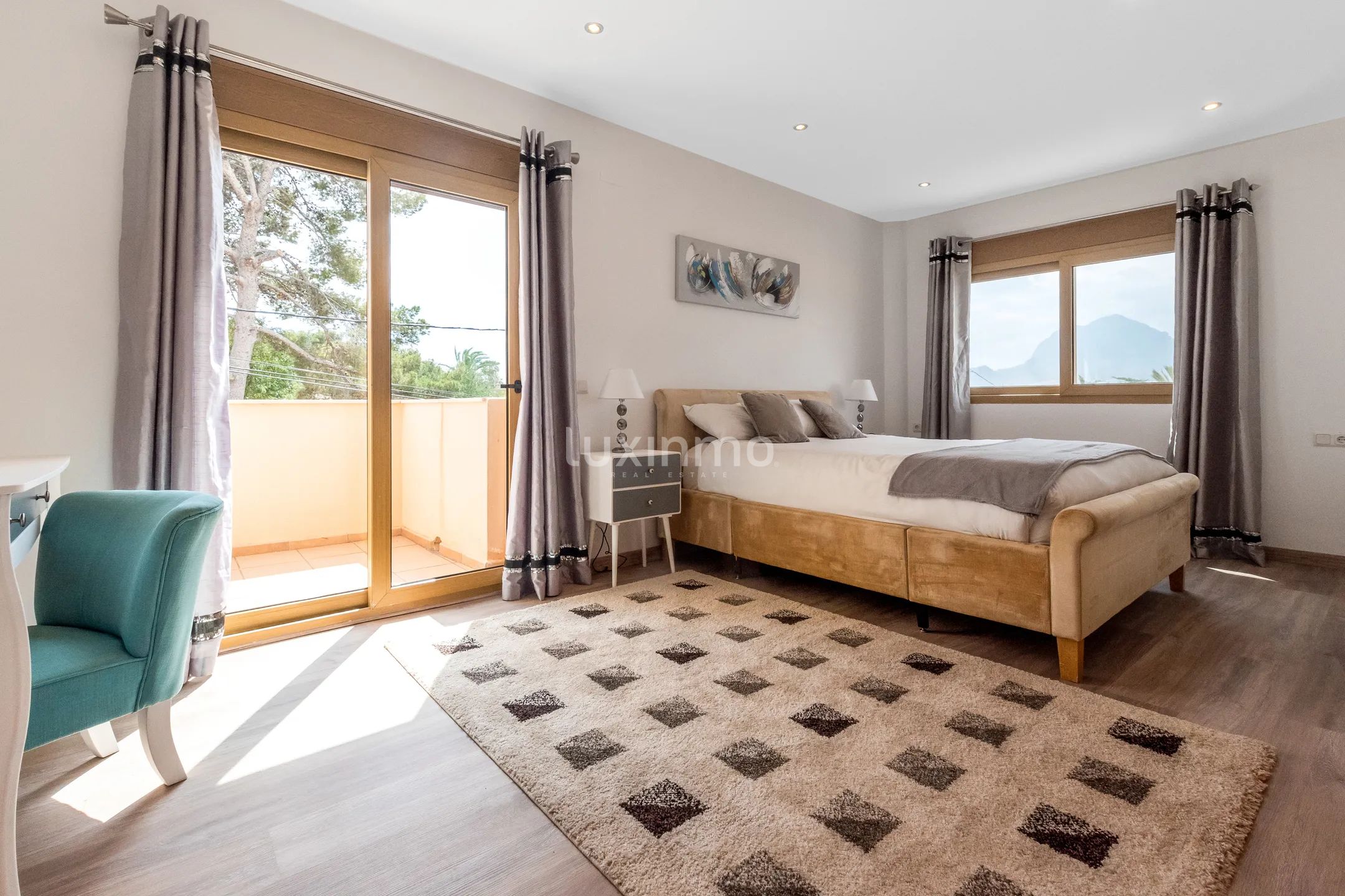 Preciosa villa con piscina en venta en Albir — photo 20