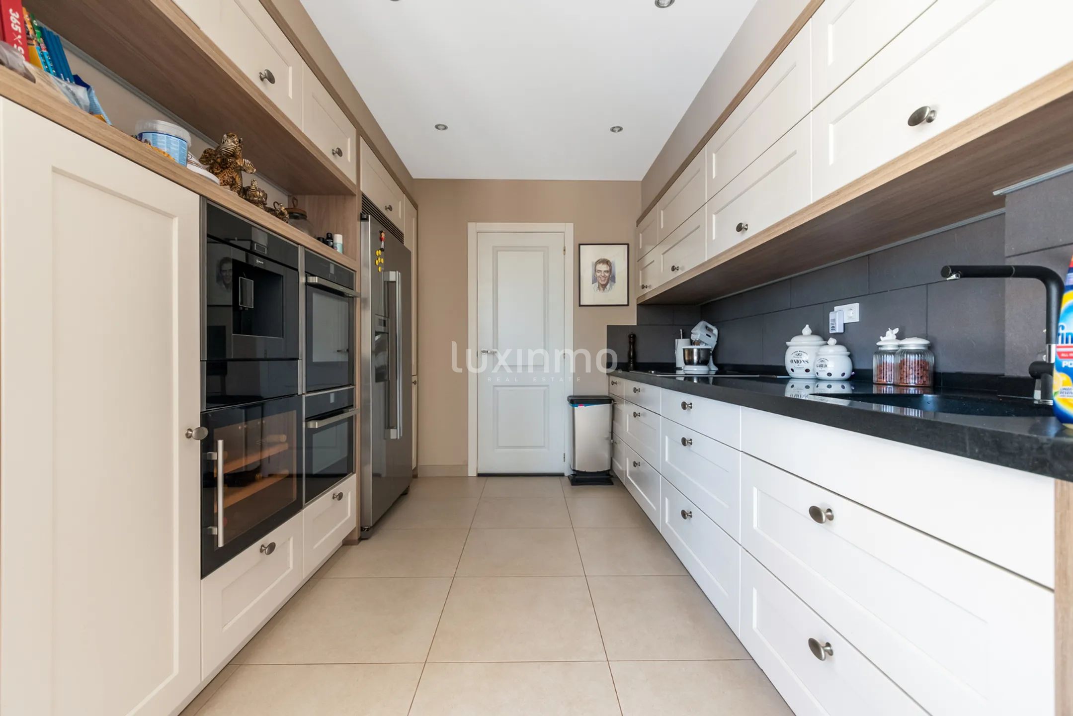 Потрясающая отремонтированная вилла с 4 спальнями в Сьерра-Кортина — photo 9