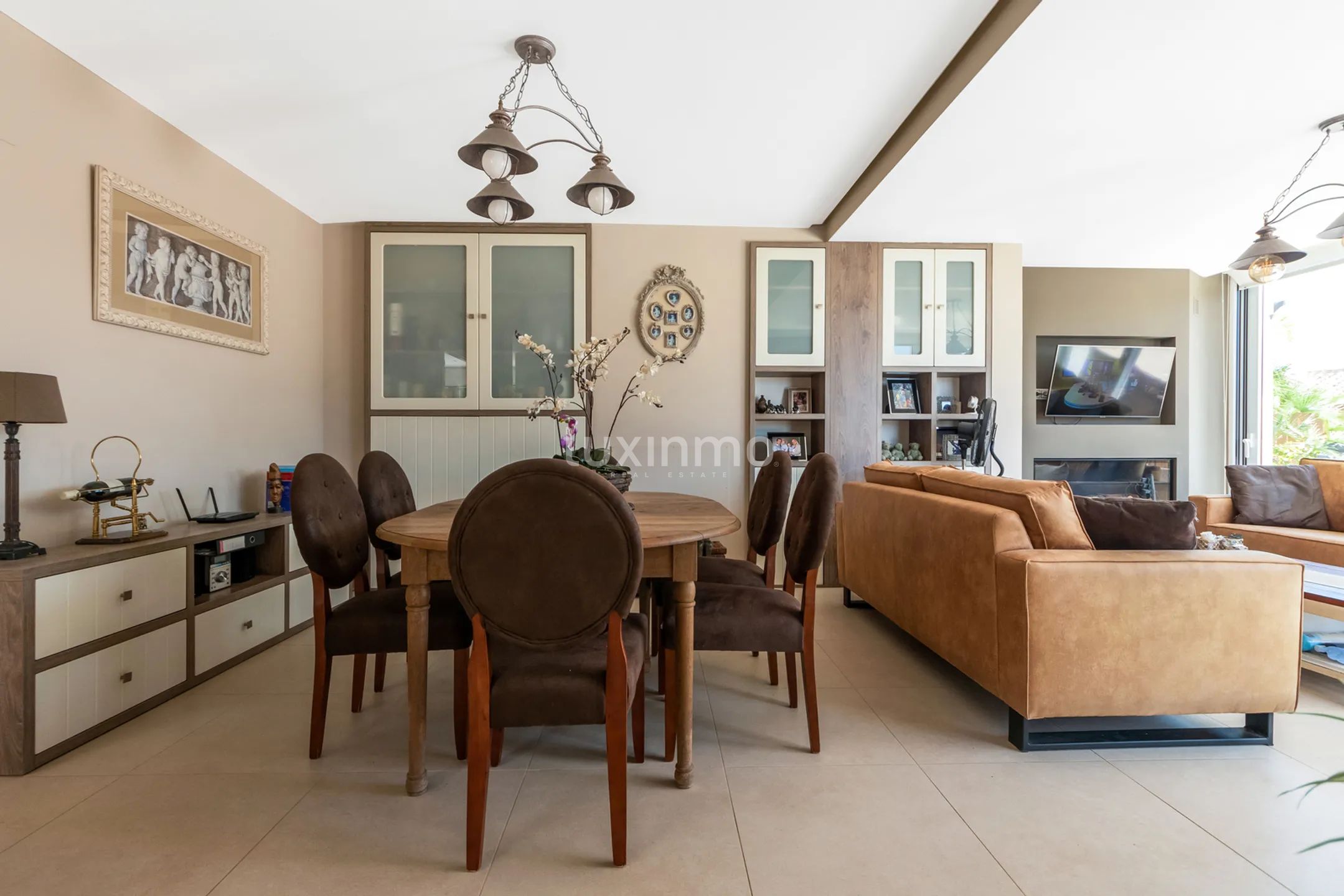 Потрясающая отремонтированная вилла с 4 спальнями в Сьерра-Кортина — photo 10