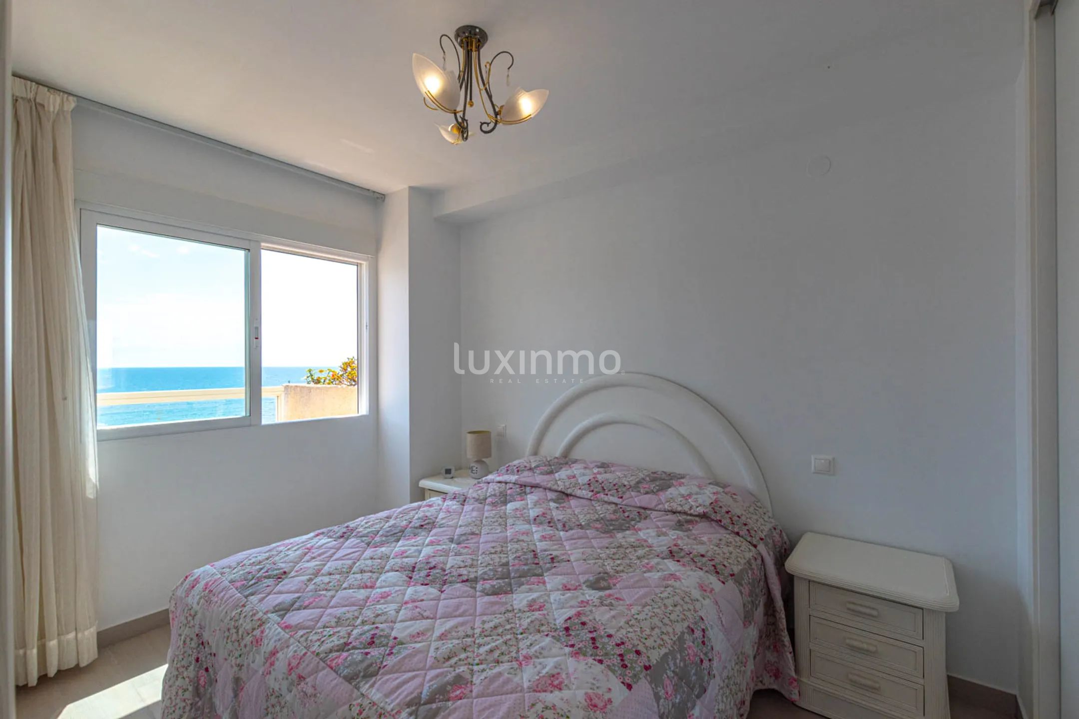 Квартира с видом на море для продажи в Кальпе — photo 16