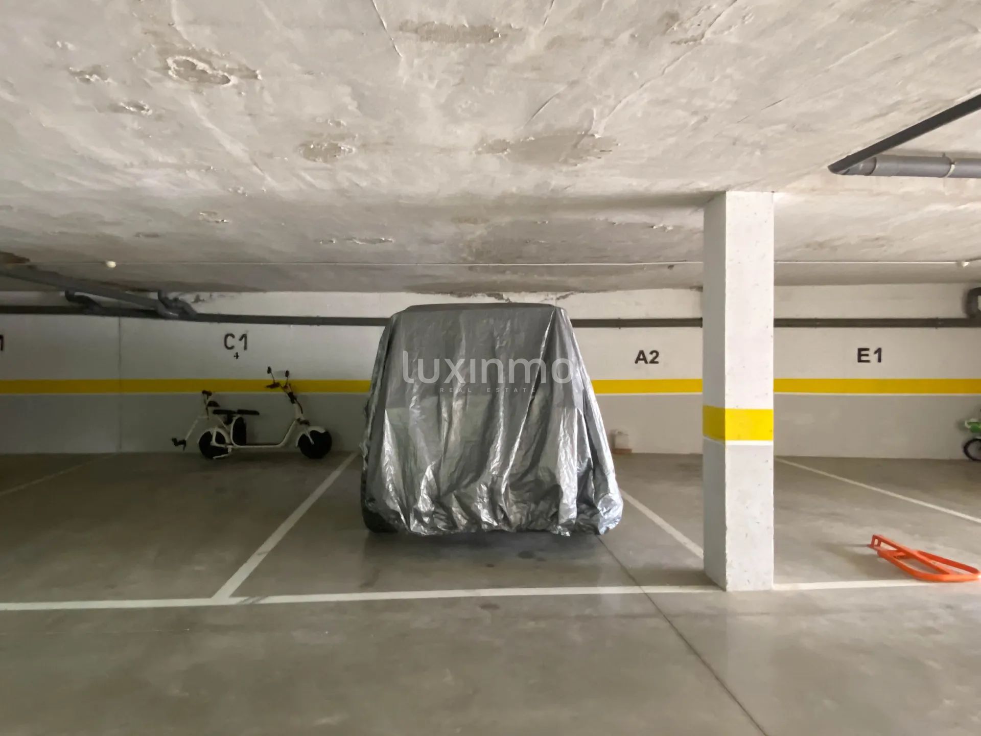 Atemberaubendes modernes 3-Schlafzimmer-Stadthaus mit privatem Pool und Golfblick in Roca Llisa — photo 30