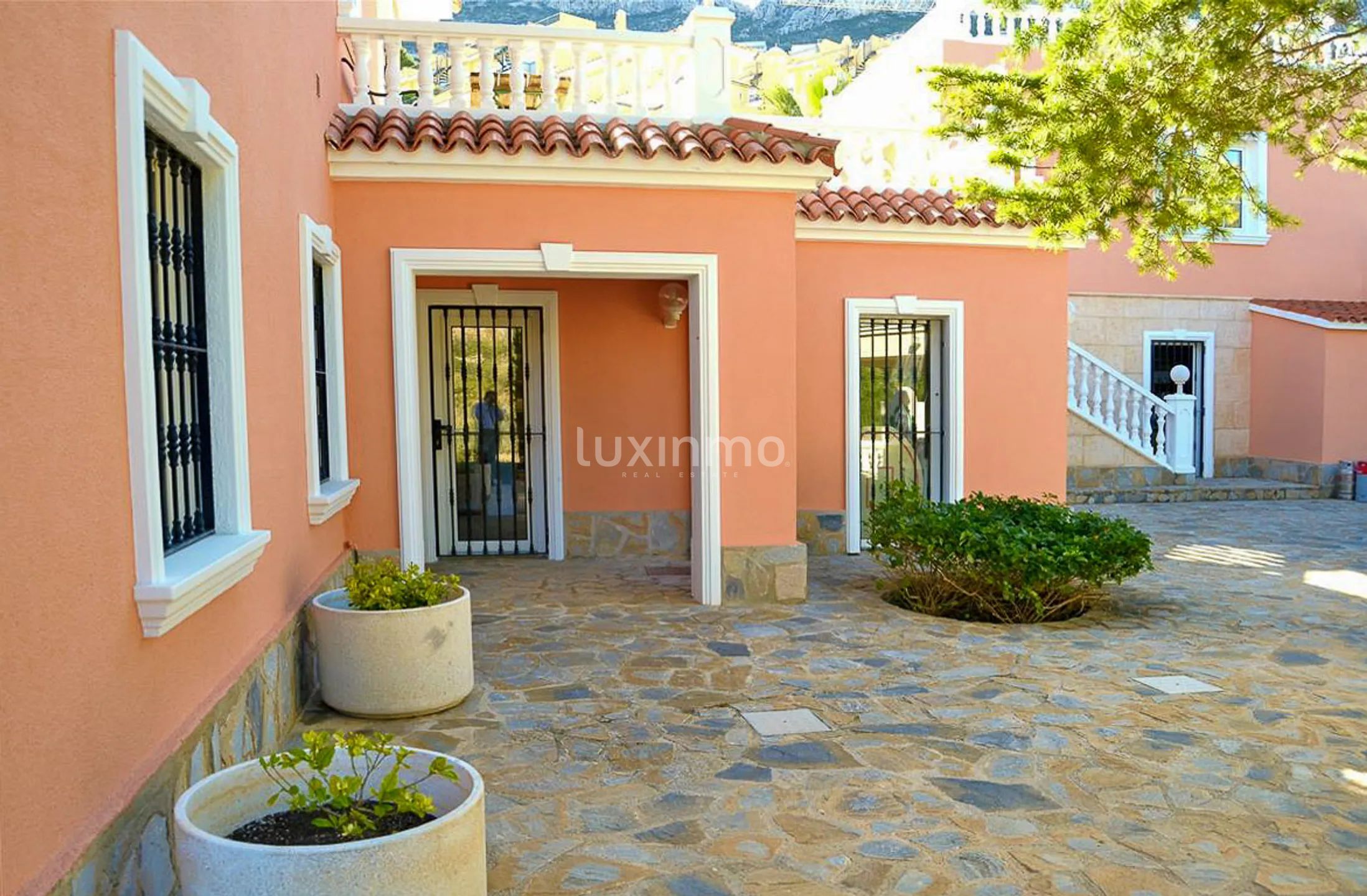 Stunning colonial detached house with sea views in Calpe — photo 28