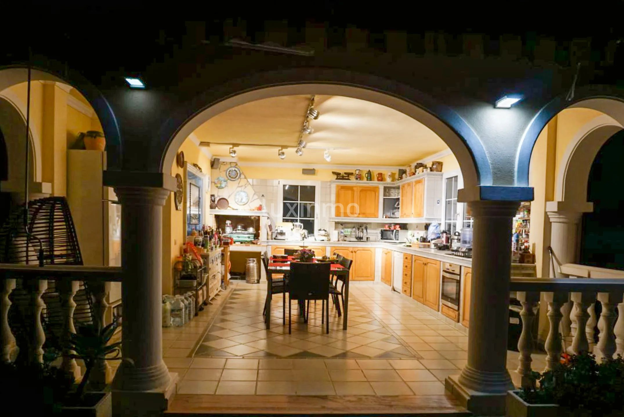 Stunning colonial detached house with sea views in Calpe — photo 41