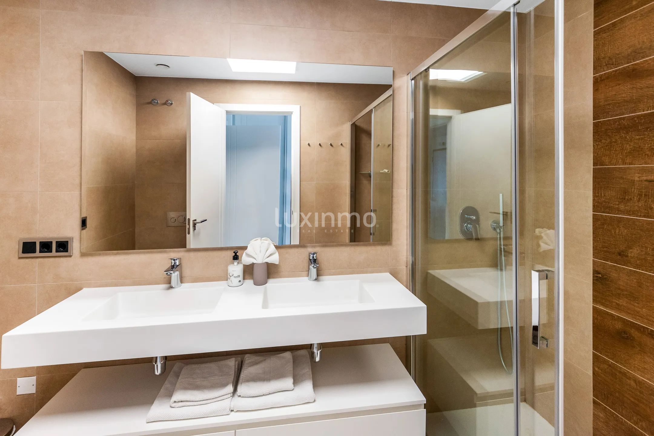 Appartement moderne à vendre à Benidorm avec vue sur la mer — photo 8