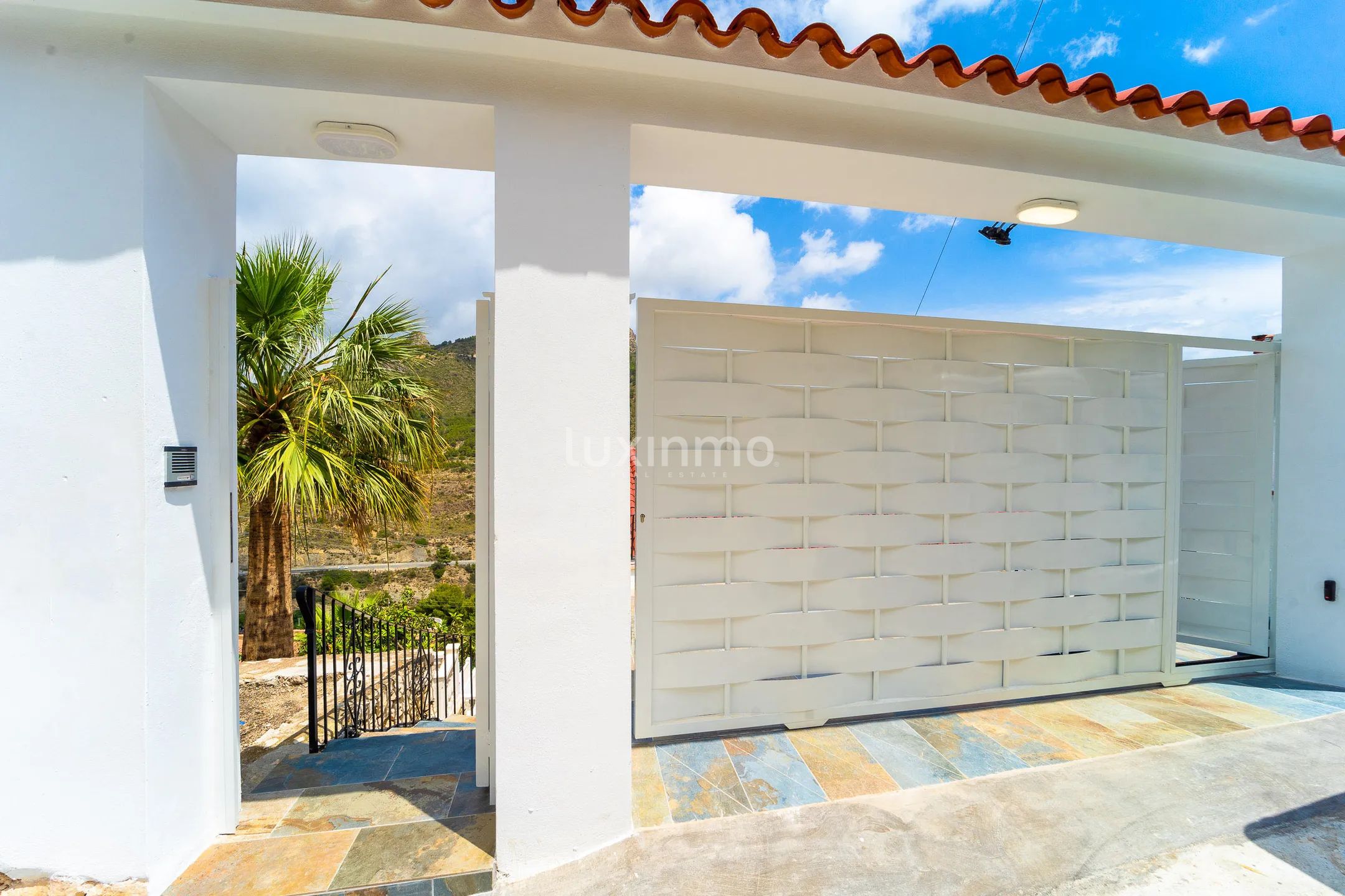 Charming colonial house with panoramic sea views in Calpe — photo 65