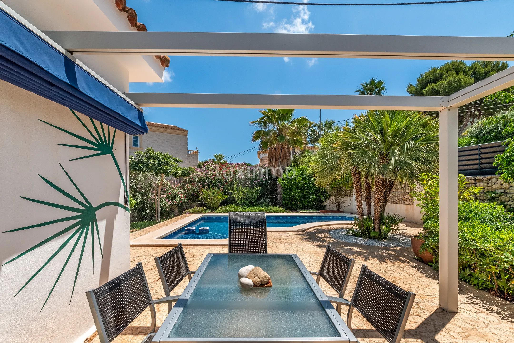 Schöne Villa mit Pool zu verkaufen in Albir — photo 2