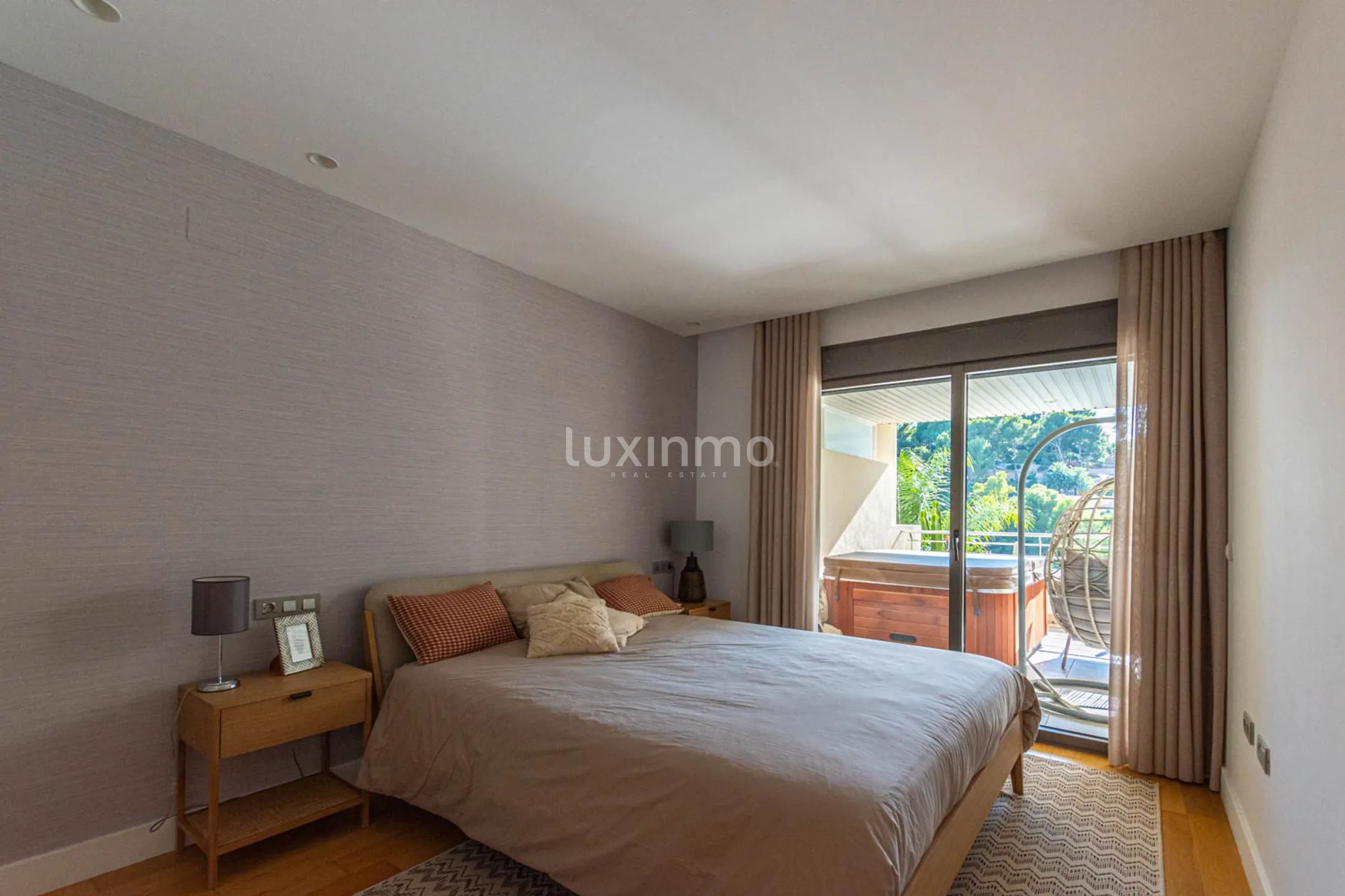 Apartamento con vistas al mar en alquiler a largo plazo en la playa de Mascarat — photo 17