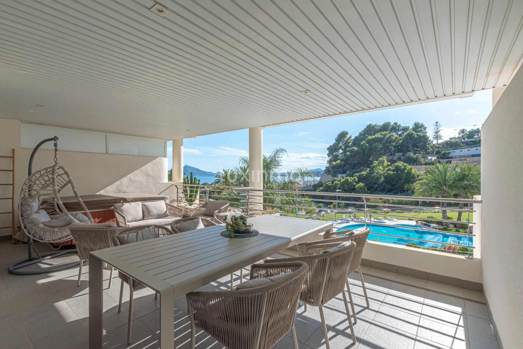 Apartamento con vistas al mar en alquiler a largo plazo en la playa de Mascarat — photo 2