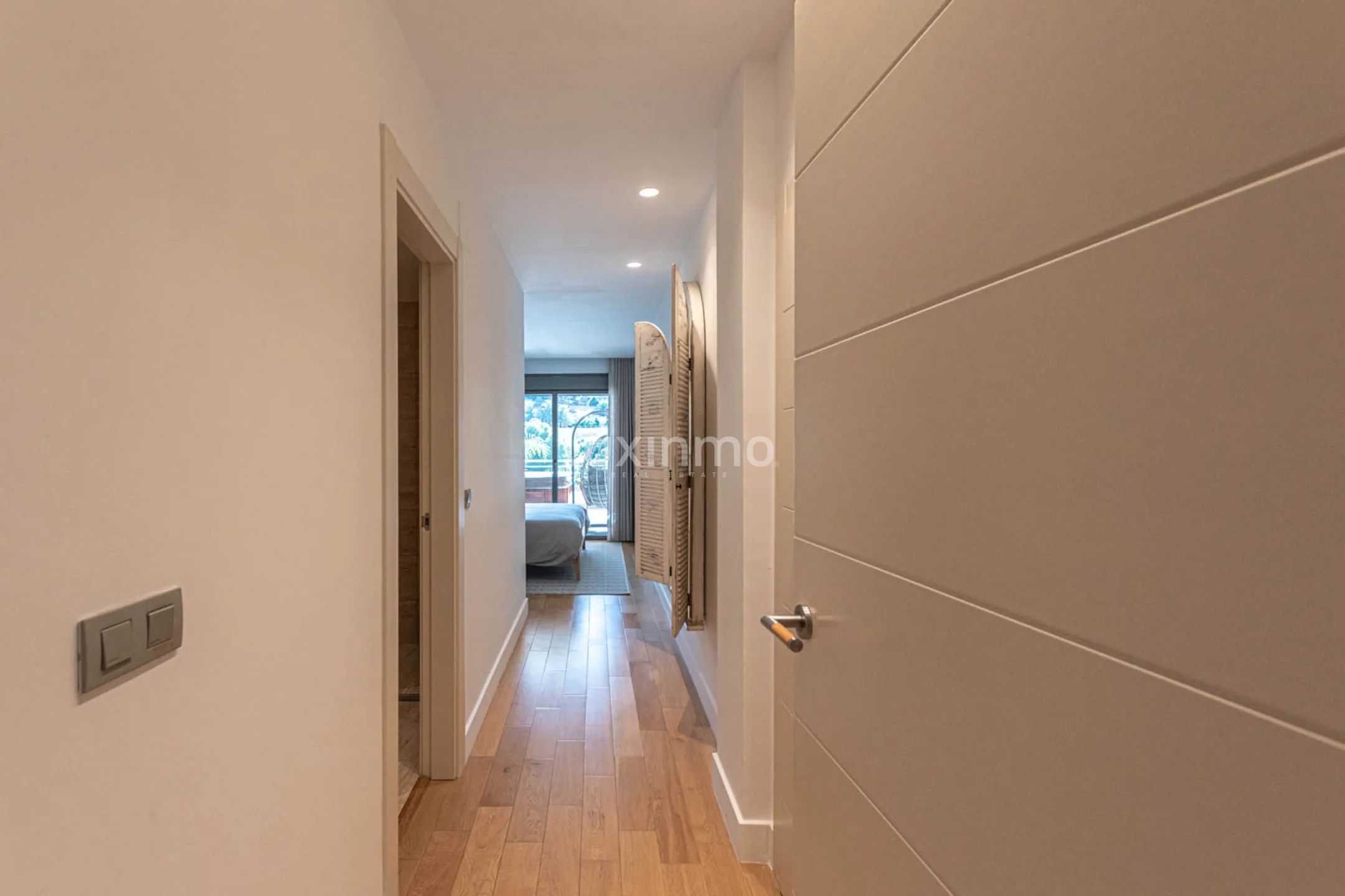 Leilighet med havutsikt til langtidsleie i Mascarat Beach — photo 11