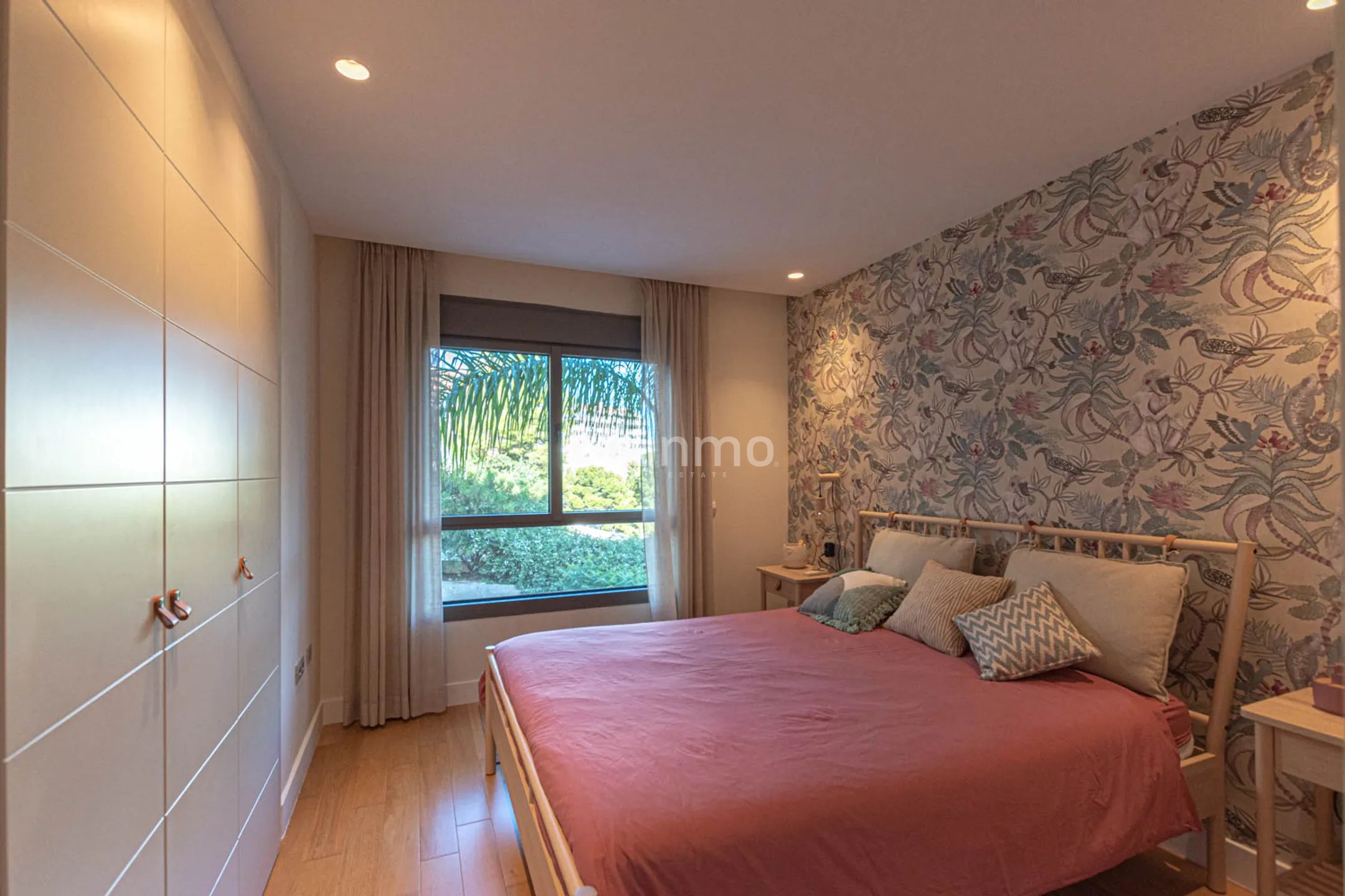 Leilighet med havutsikt til langtidsleie i Mascarat Beach — photo 12