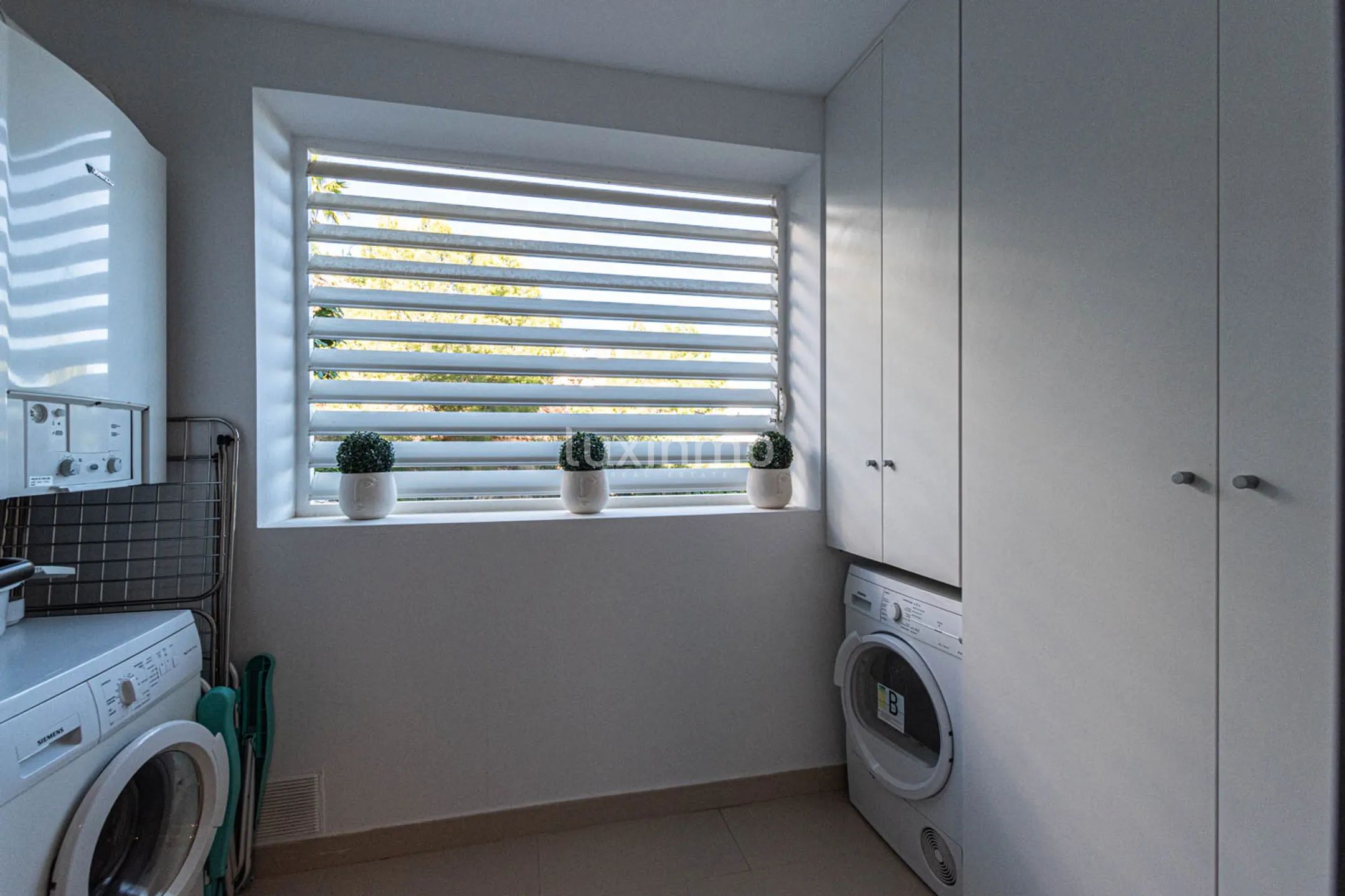 Leilighet med havutsikt til langtidsleie i Mascarat Beach — photo 9