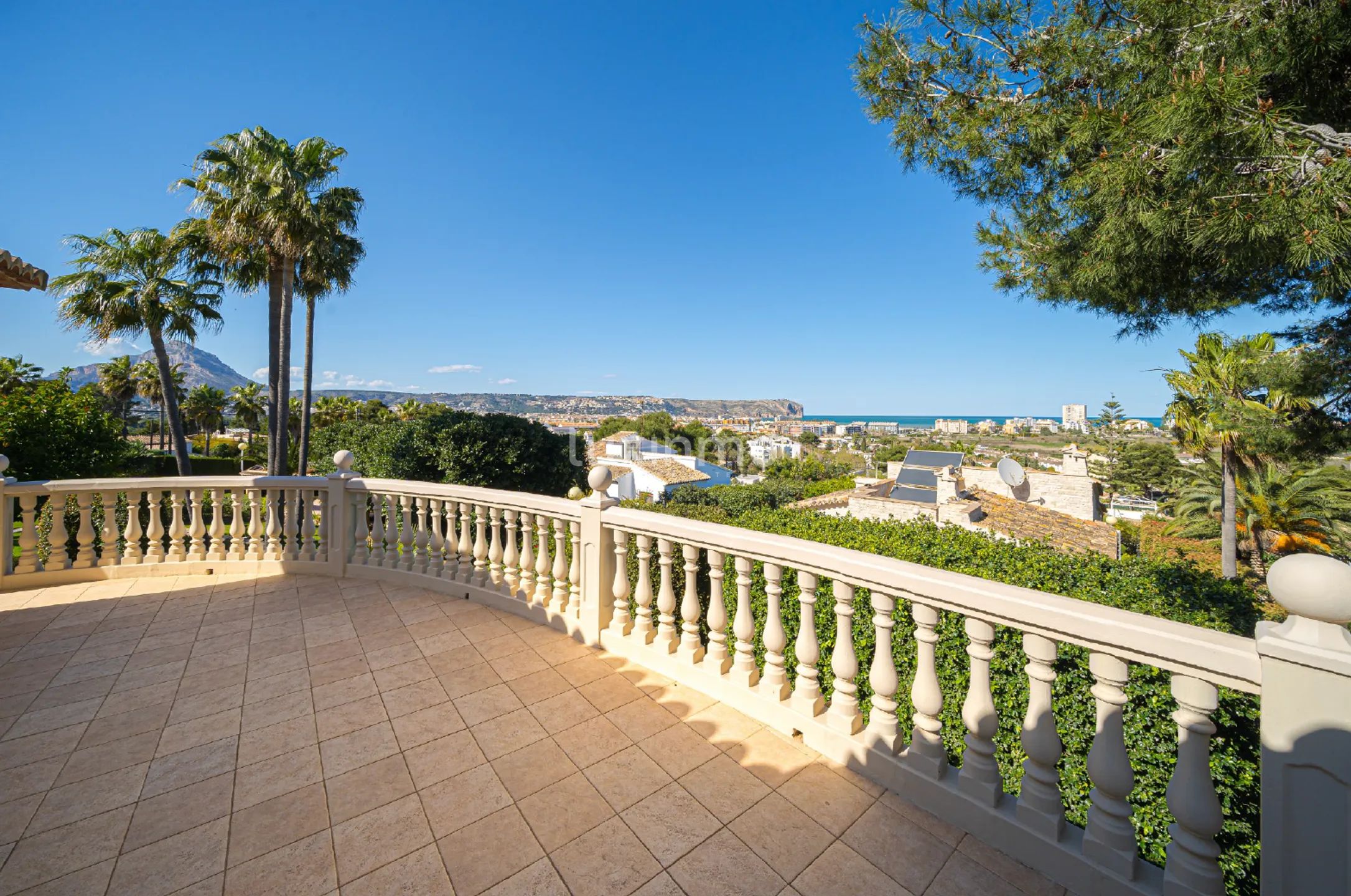 Вилла с видом на море рядом с пляжем в Хавии — photo 13