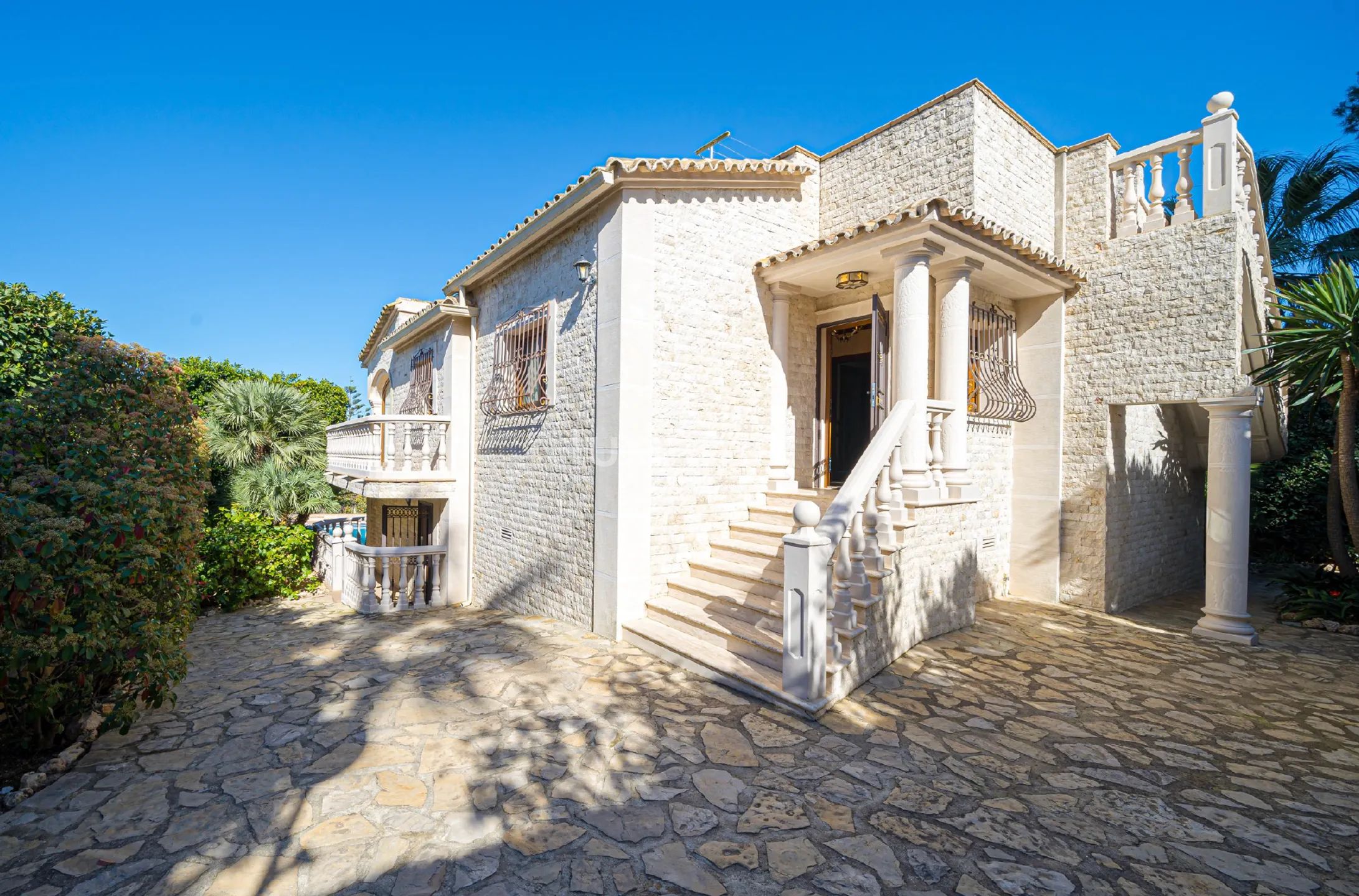 Acheter villa à Javea près de la plage Arenal — photo 2