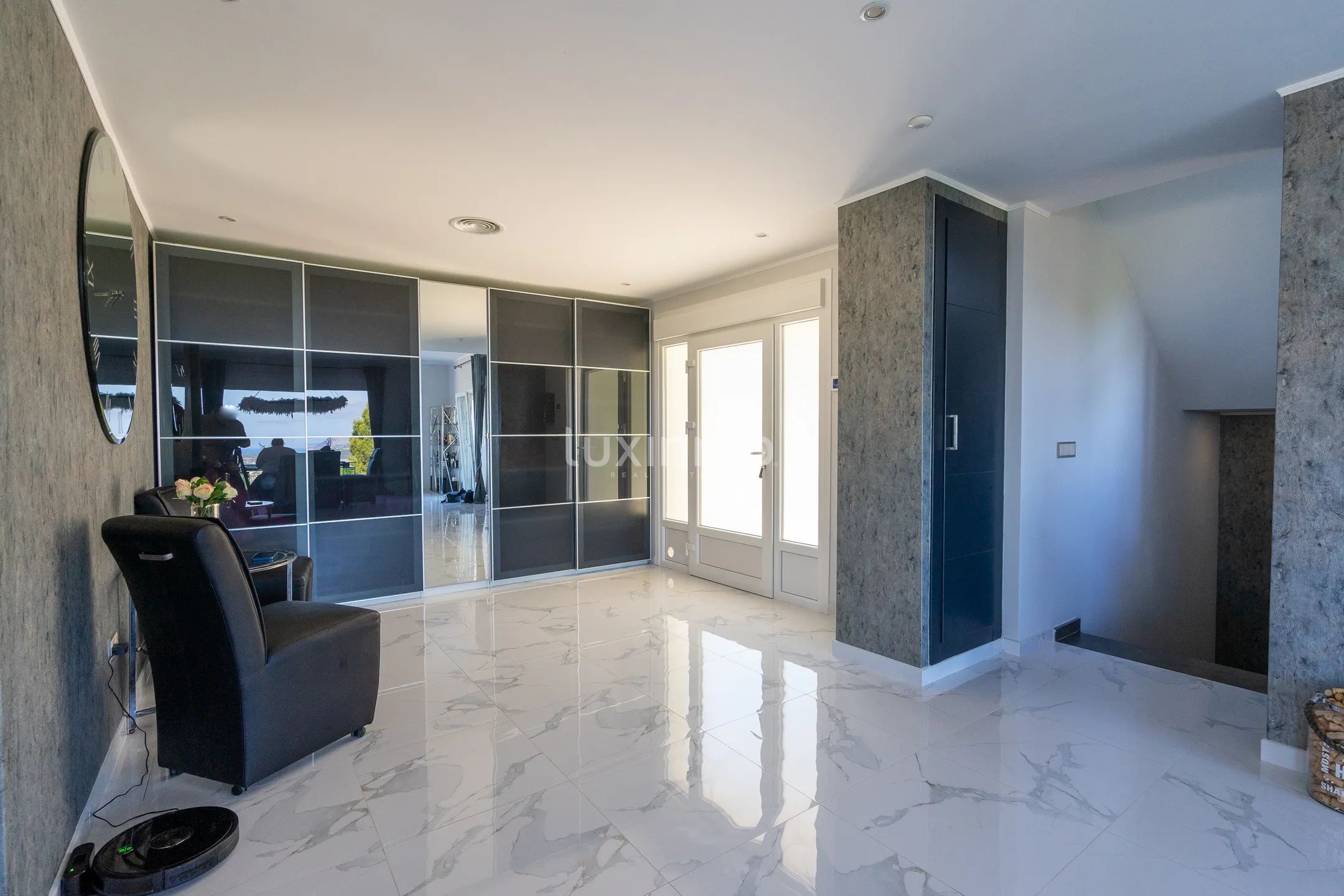 Detached House with Breathtaking Views and Luxurious Amenities in La Nucia — photo 8