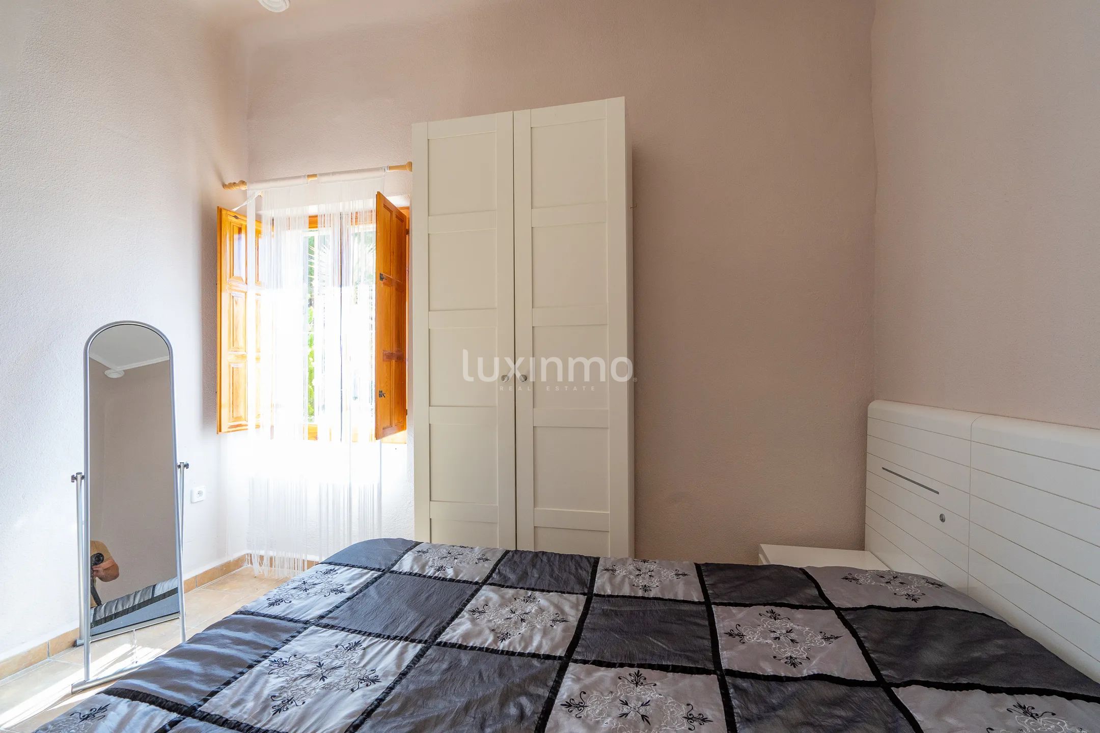 Detached House with Breathtaking Views and Luxurious Amenities in La Nucia — photo 36