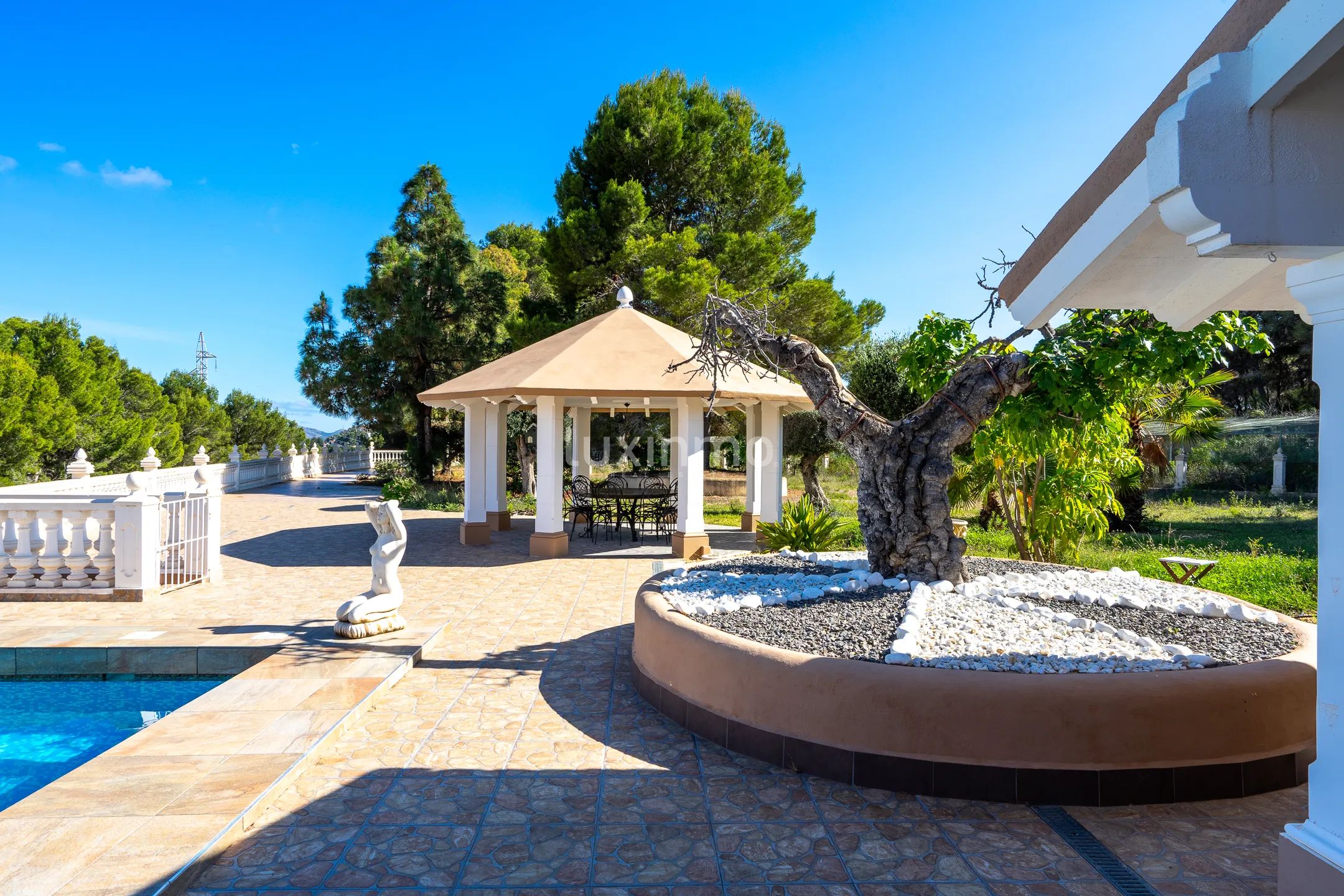 Detached House with Breathtaking Views and Luxurious Amenities in La Nucia — photo 53