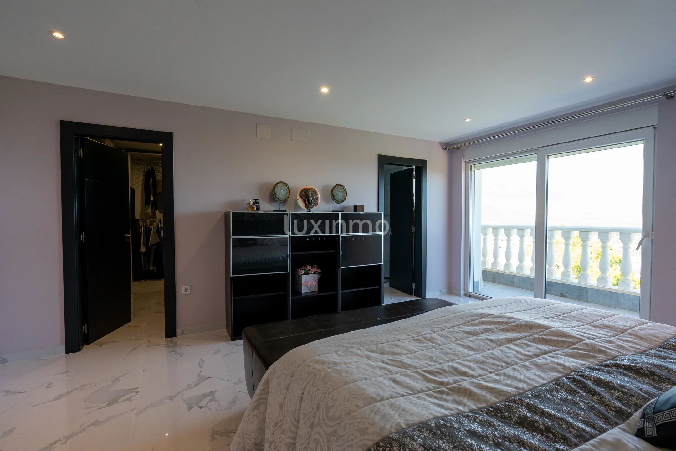 Detached House with Breathtaking Views and Luxurious Amenities in La Nucia — photo 25