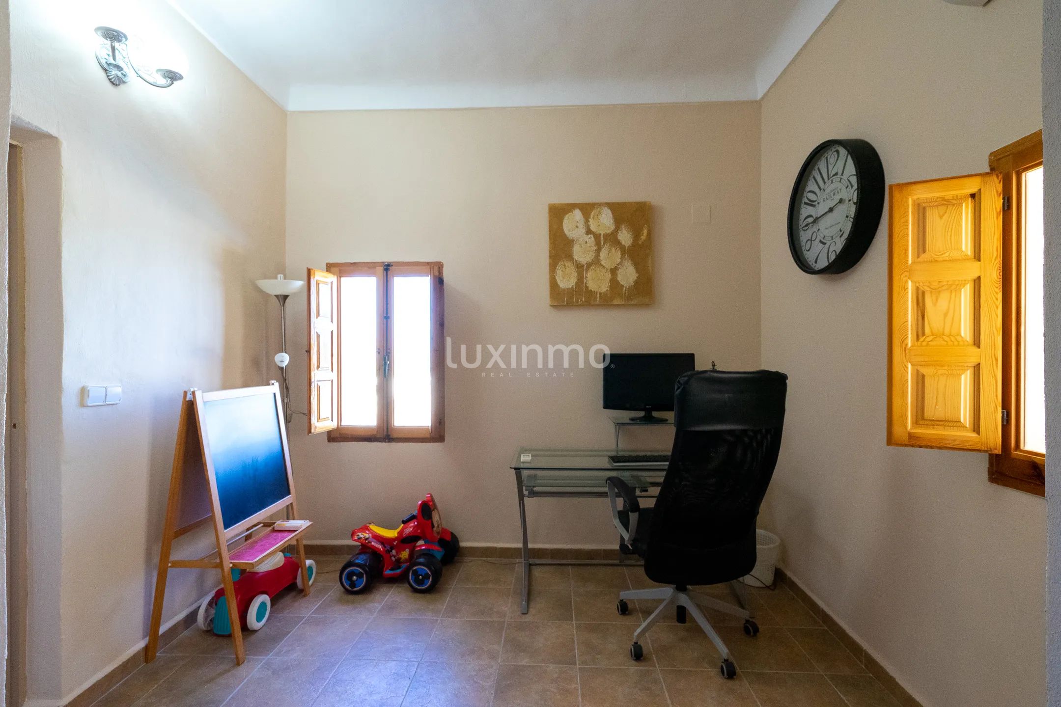 Detached House with Breathtaking Views and Luxurious Amenities in La Nucia — photo 44