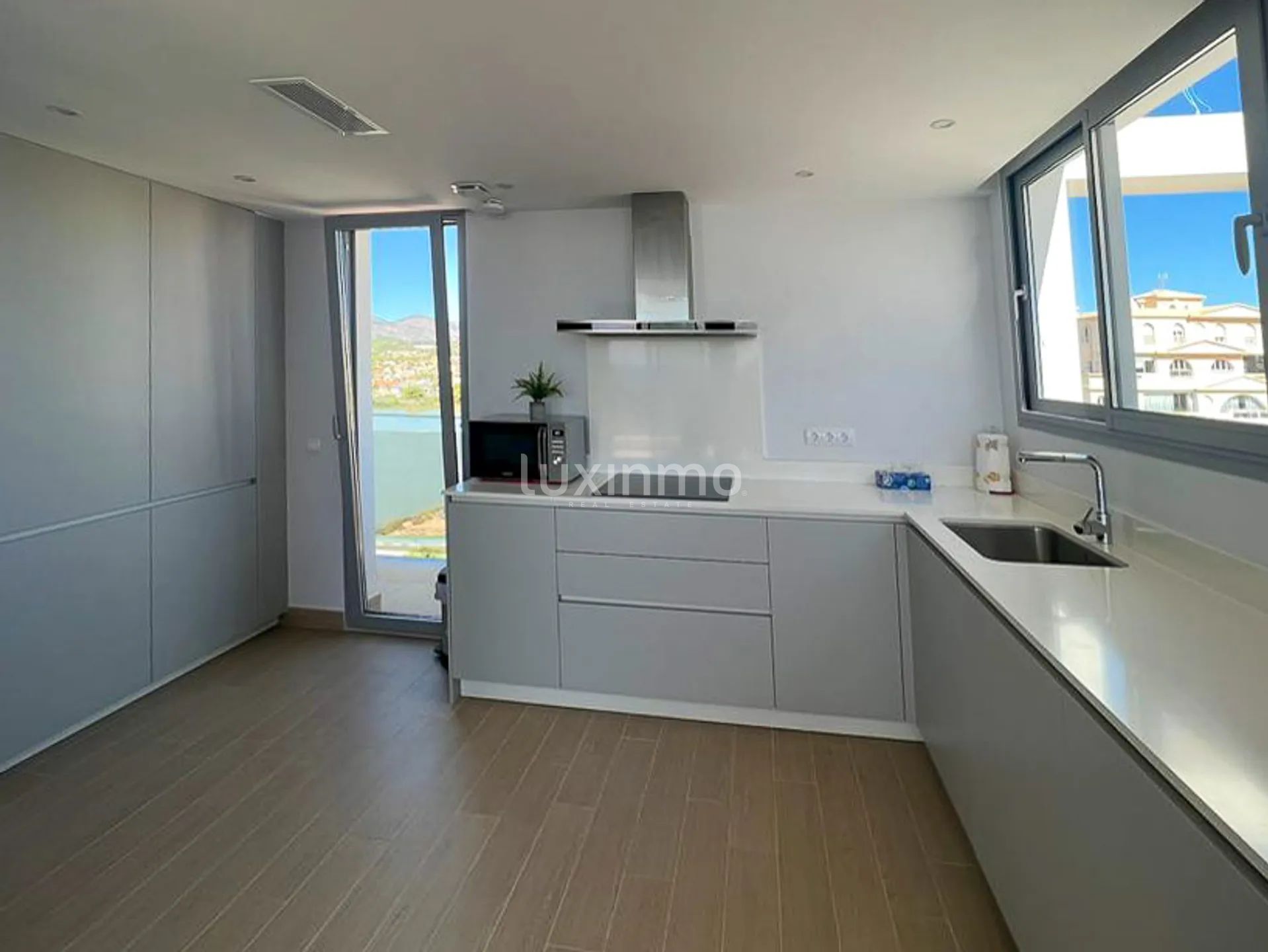 Wunderschönes modernes Penthouse mit Meerblick in Calpe — photo 10