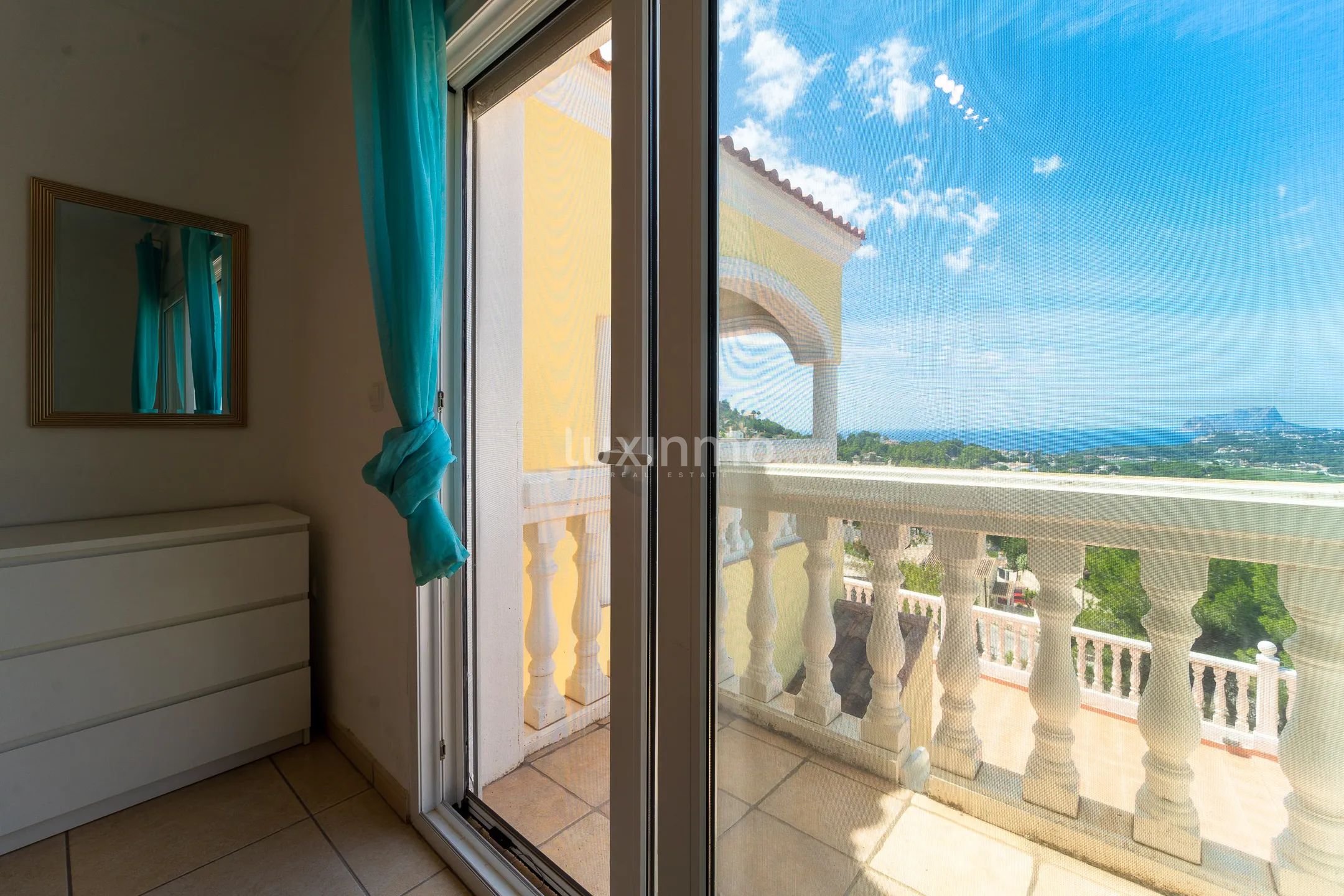 Suveren enebolig i kolonistil med havutsikt i Teulada — photo 27