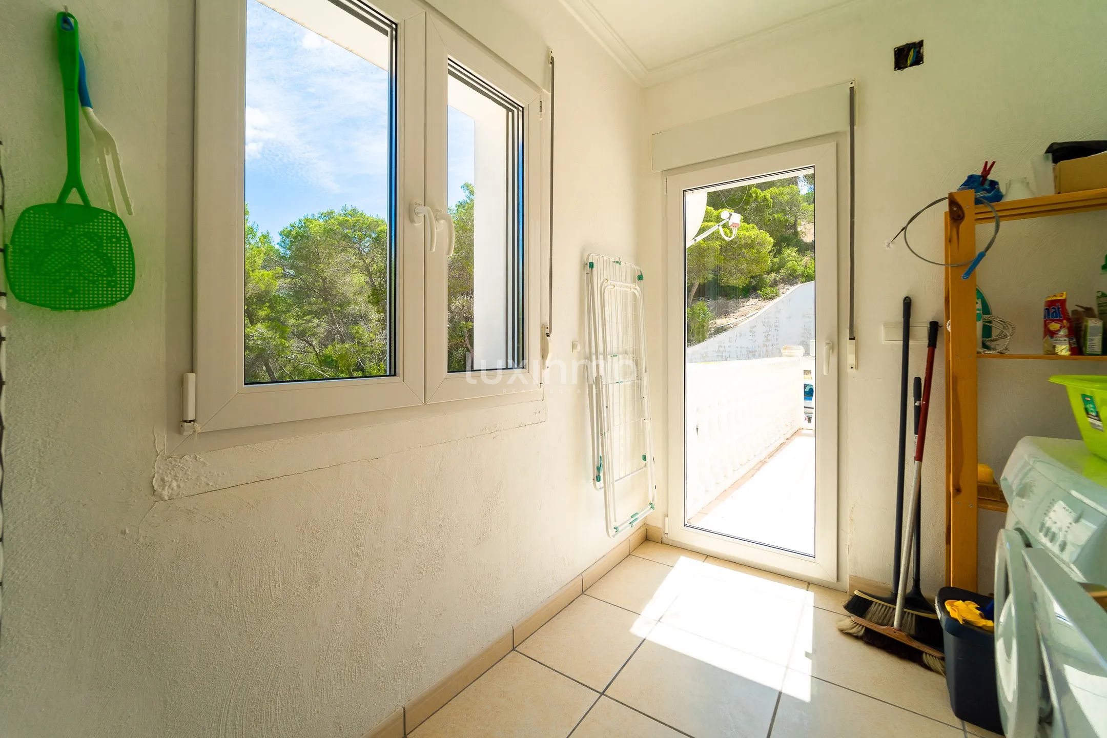 Suveren enebolig i kolonistil med havutsikt i Teulada — photo 11